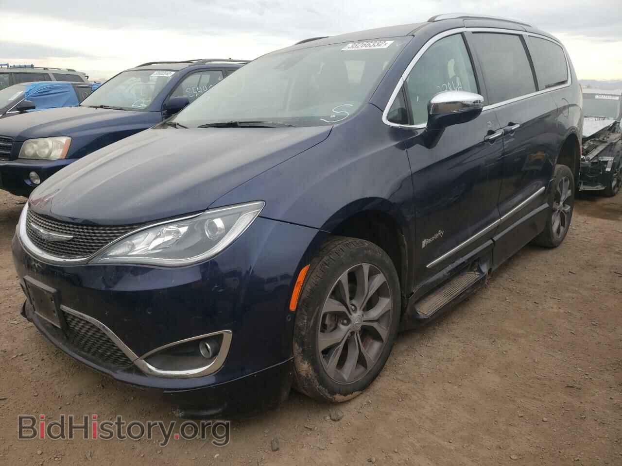 2017 CHRYSLER PACIFICA - VIN: 2C4RC1GG0HR812438 - Фото 2