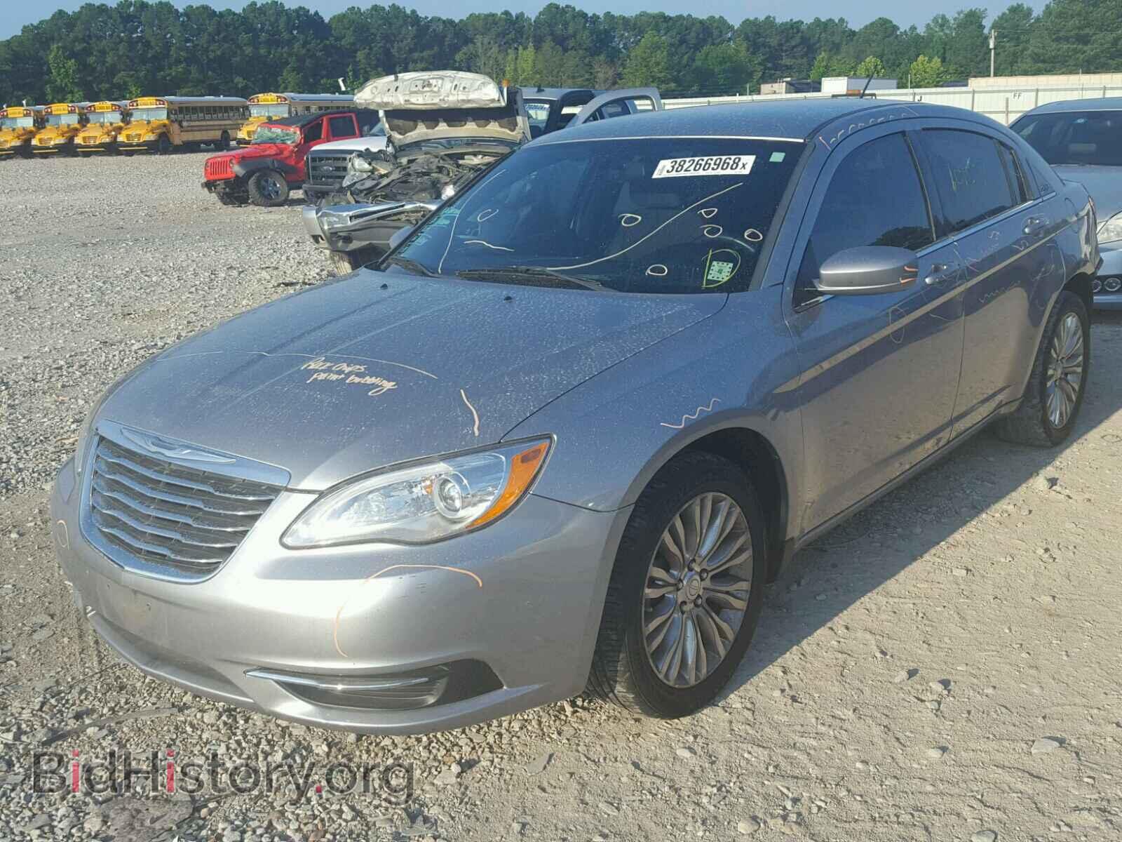 2013 CHRYSLER 200 - VIN: 1C3CCBBB3DN694307 - Фото 2