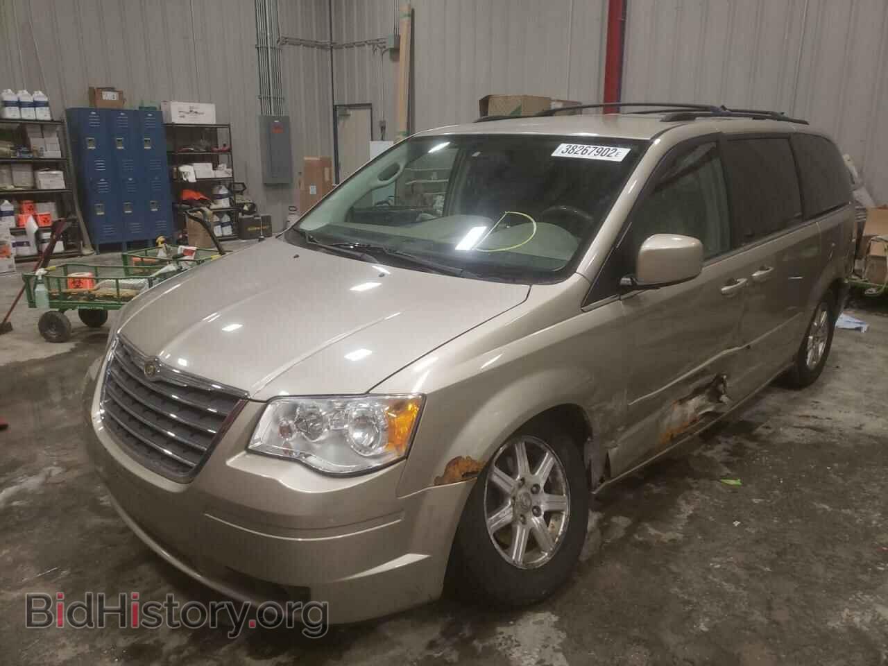 2008 CHRYSLER MINIVAN - VIN: 2A8HR54P68R636932 - Фото 2