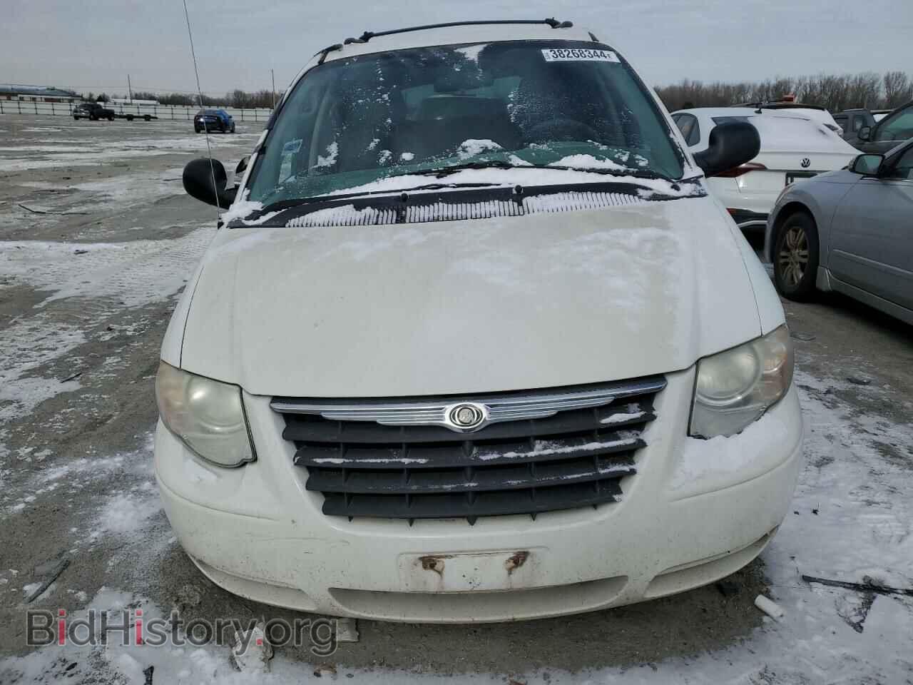 2006 CHRYSLER MINIVAN - VIN: 2A4GP44R06R706176 - Фото 5