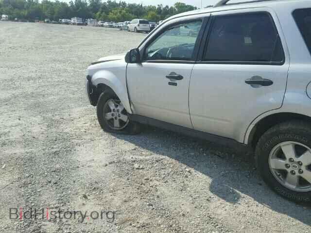 2011 FORD ESCAPE - VIN: 1FMCU9D76BKB11331 - Photo 9