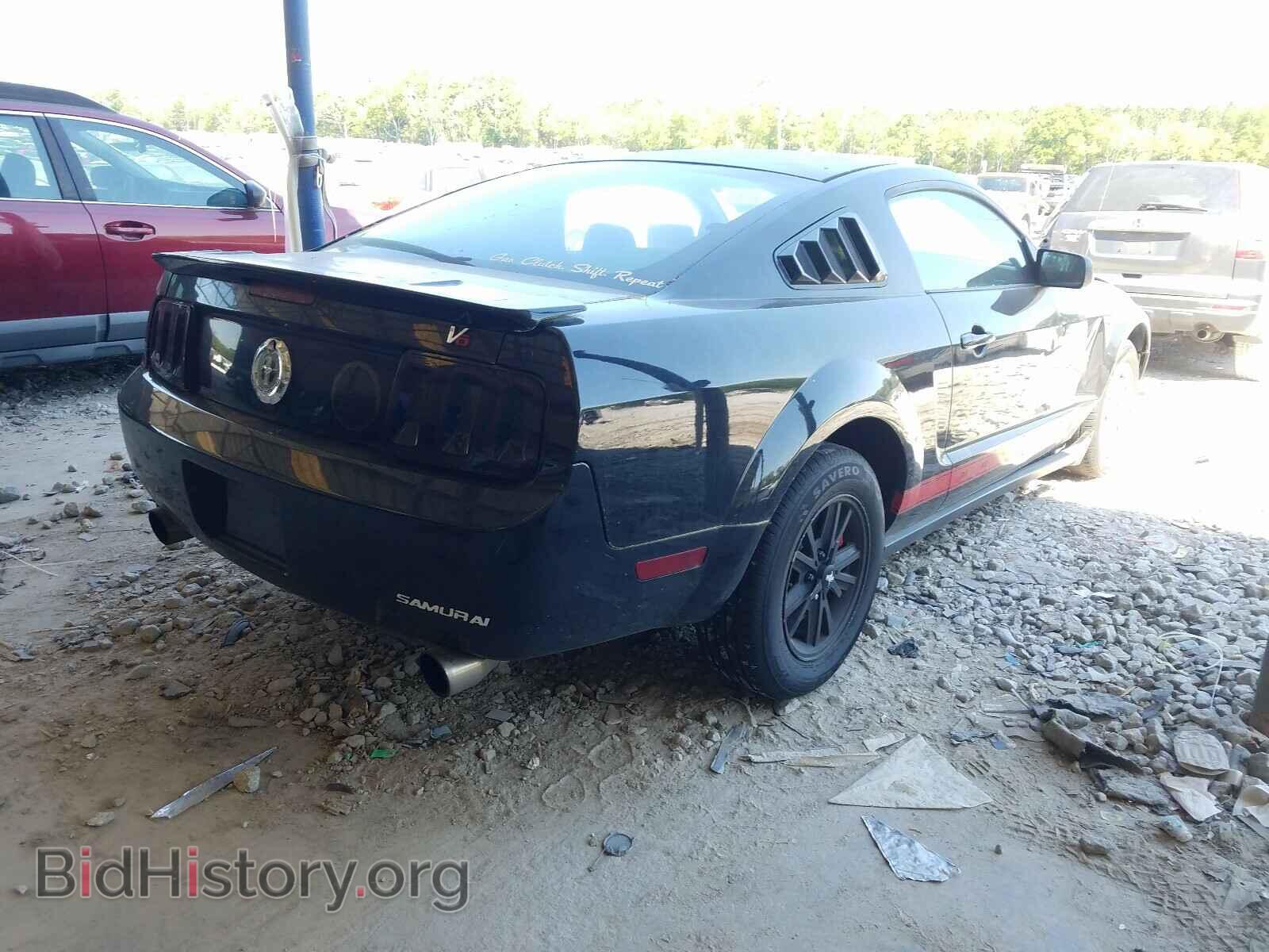 2007 FORD MUSTANG - VIN: 1ZVFT80N875196744 - Фото 4