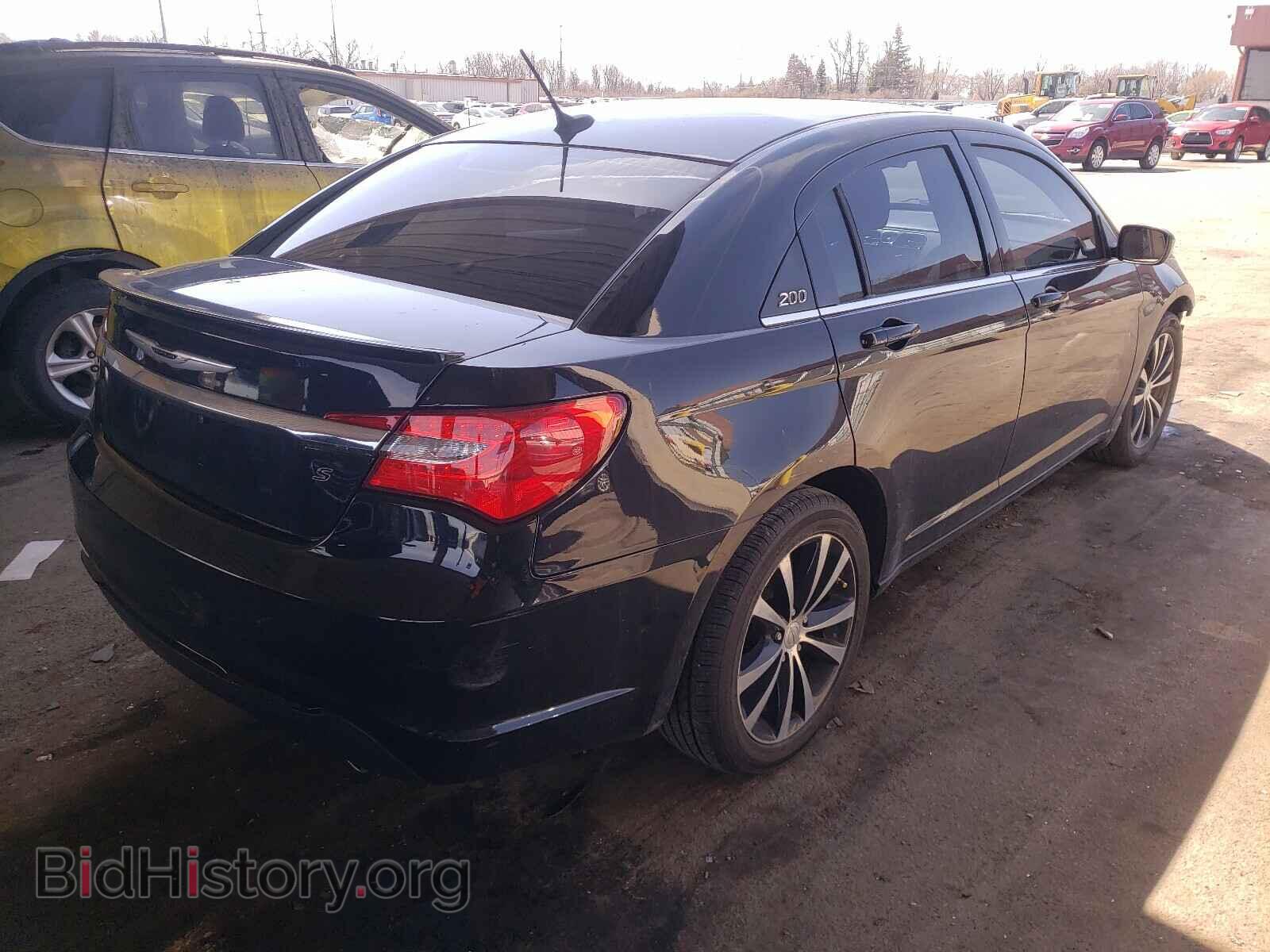 2014 CHRYSLER 200 - VIN: 1C3CCBBG6EN197832 - Фото 4