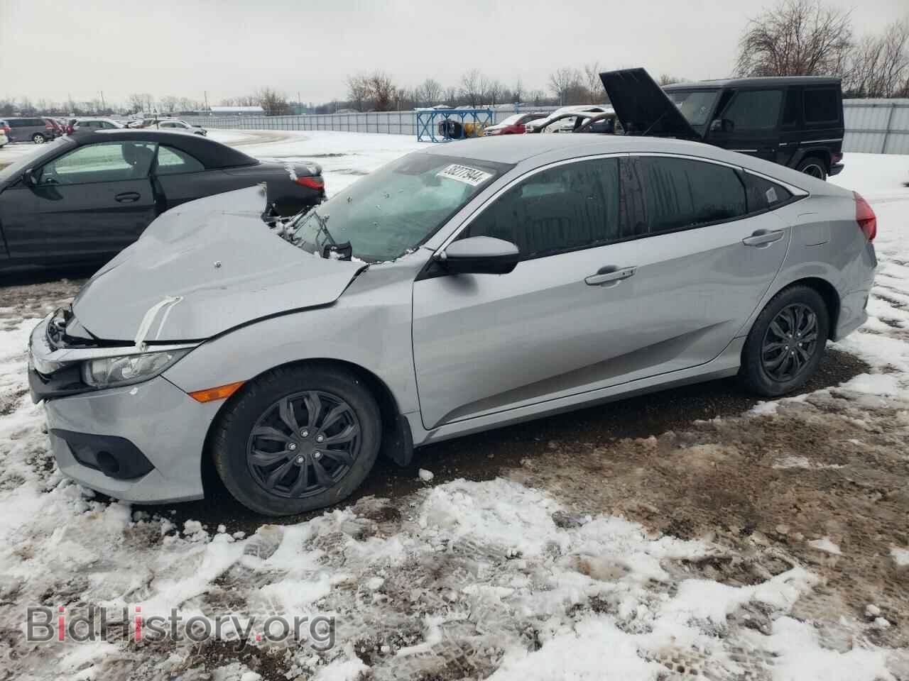 Photo 2HGFC2F66JH043278 - HONDA CIVIC 2018