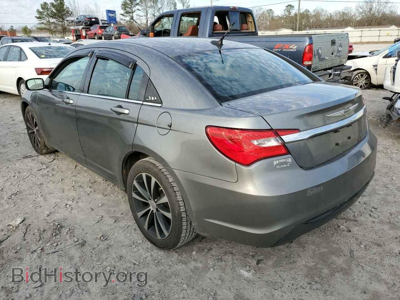 2013 CHRYSLER 200 - VIN: 1C3CCBBG7DN743780 - Фото 2