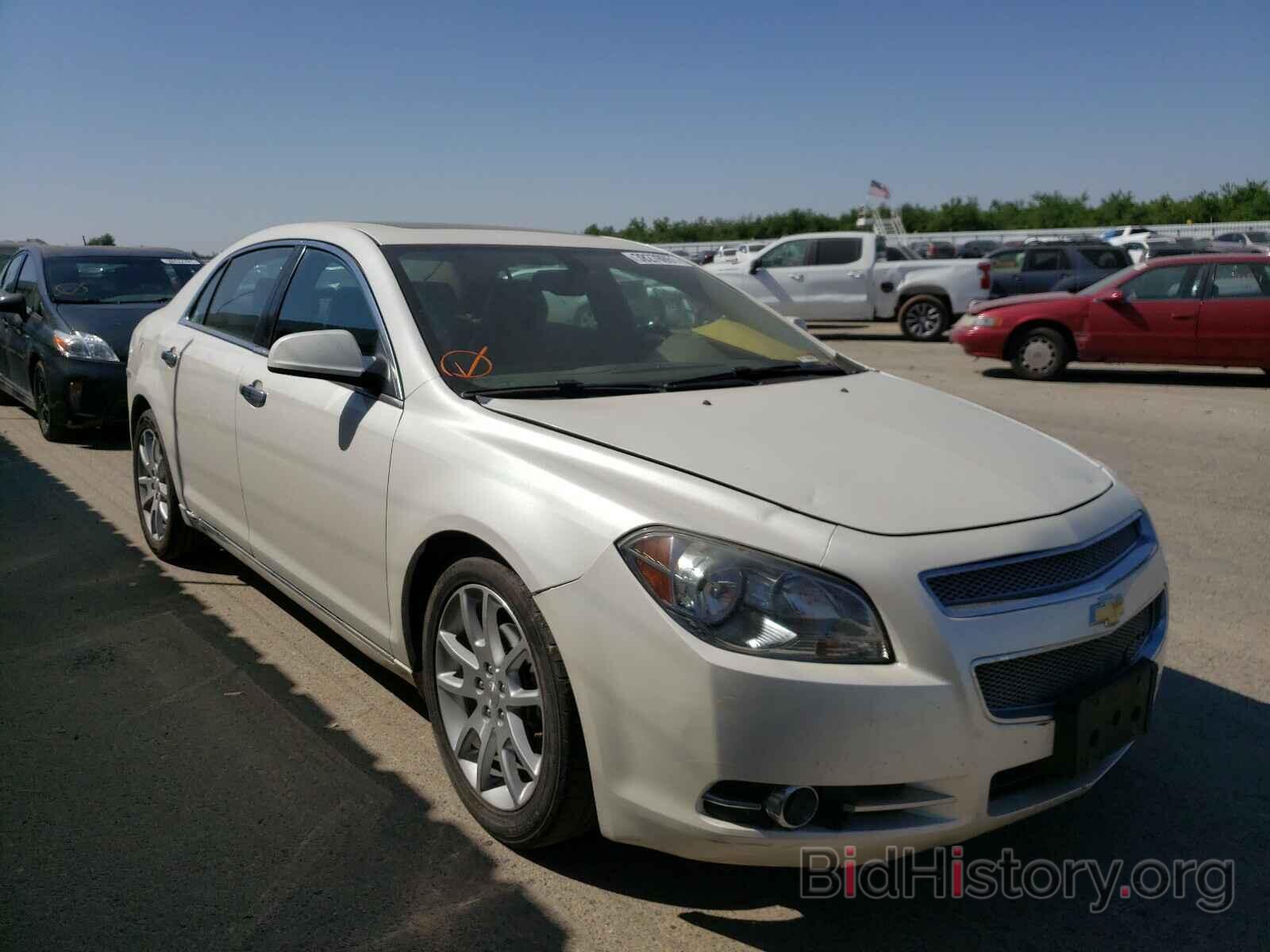 Photo 1G1ZE5E70BF118425 - CHEVROLET MALIBU 2011