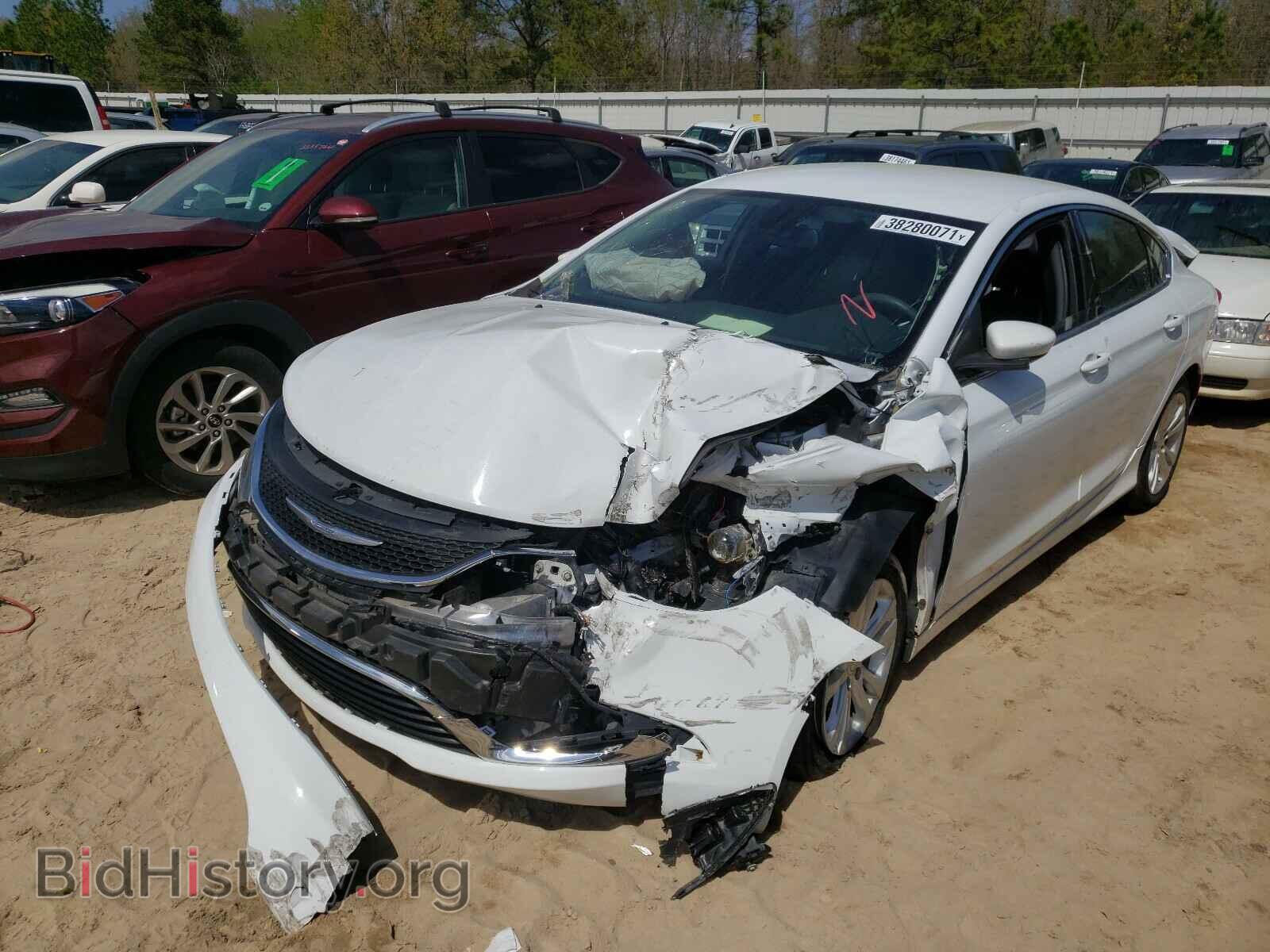 2017 CHRYSLER 200 - VIN: 1C3CCCAB2HN512299 - Фото 2
