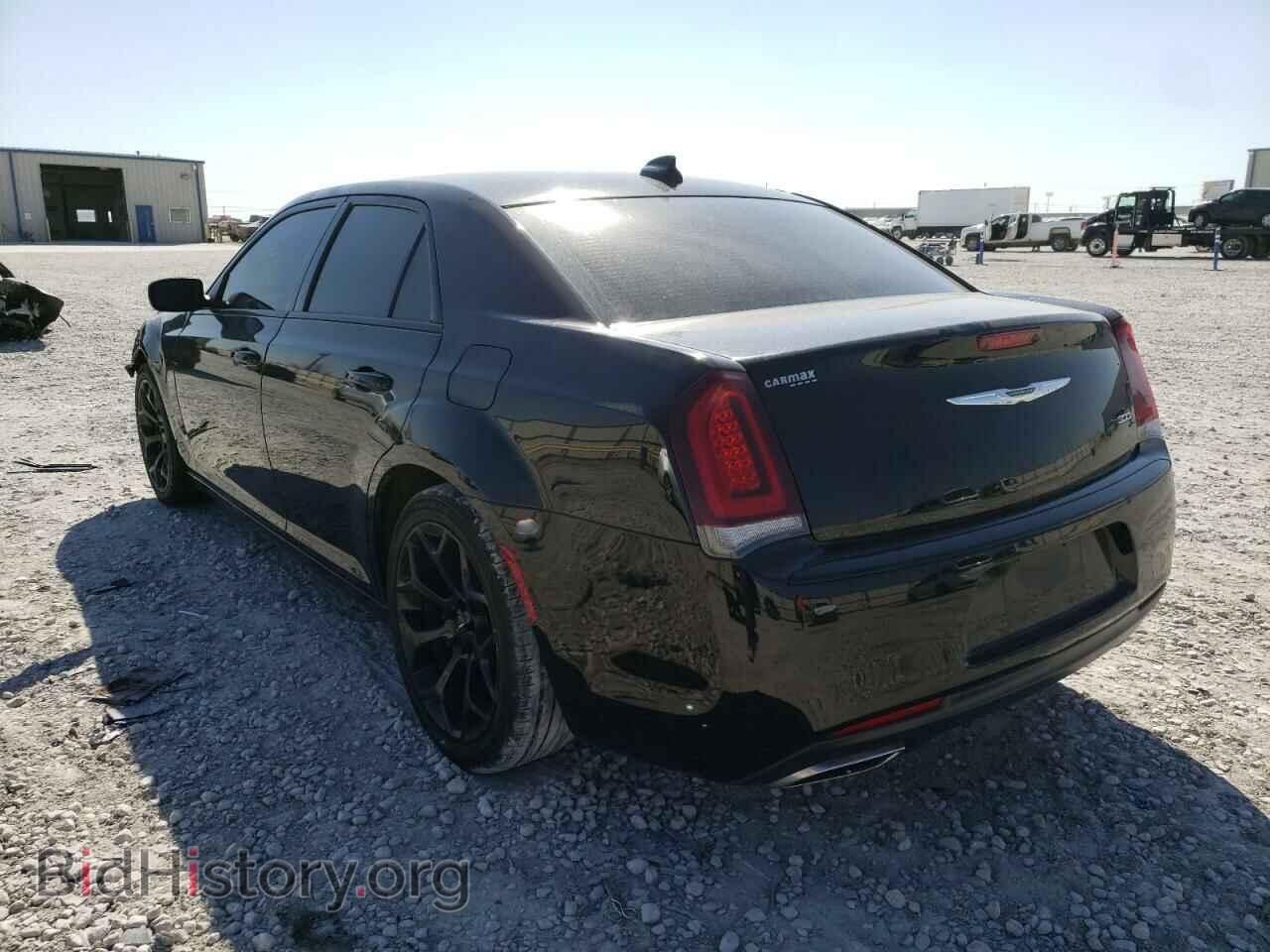2019 CHRYSLER 300 - VIN: 2C3CCABG2KH569522 - Фото 3