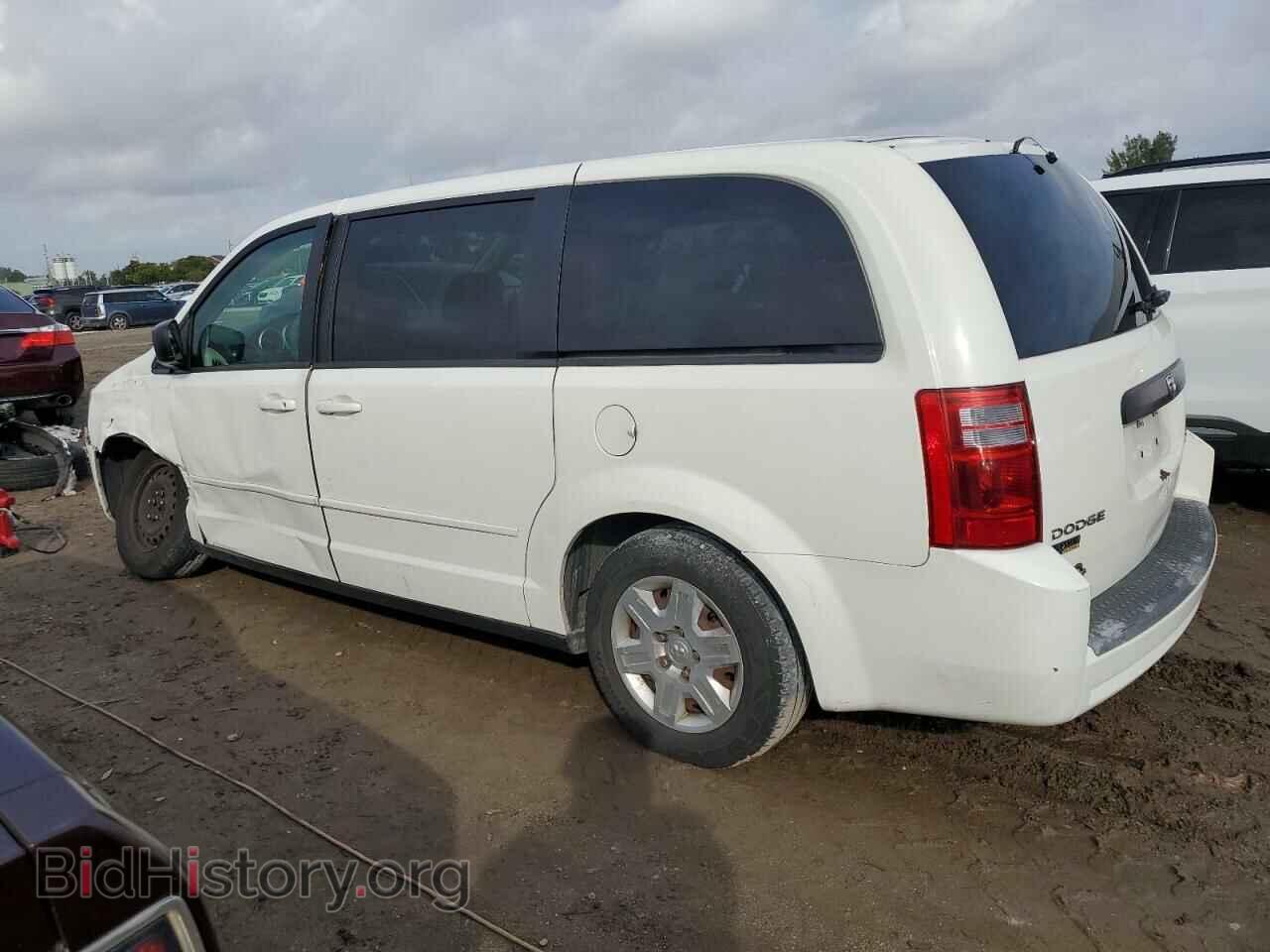 2010 DODGE CARAVAN - VIN: 2D4RN4DE7AR379823 - Photo 2