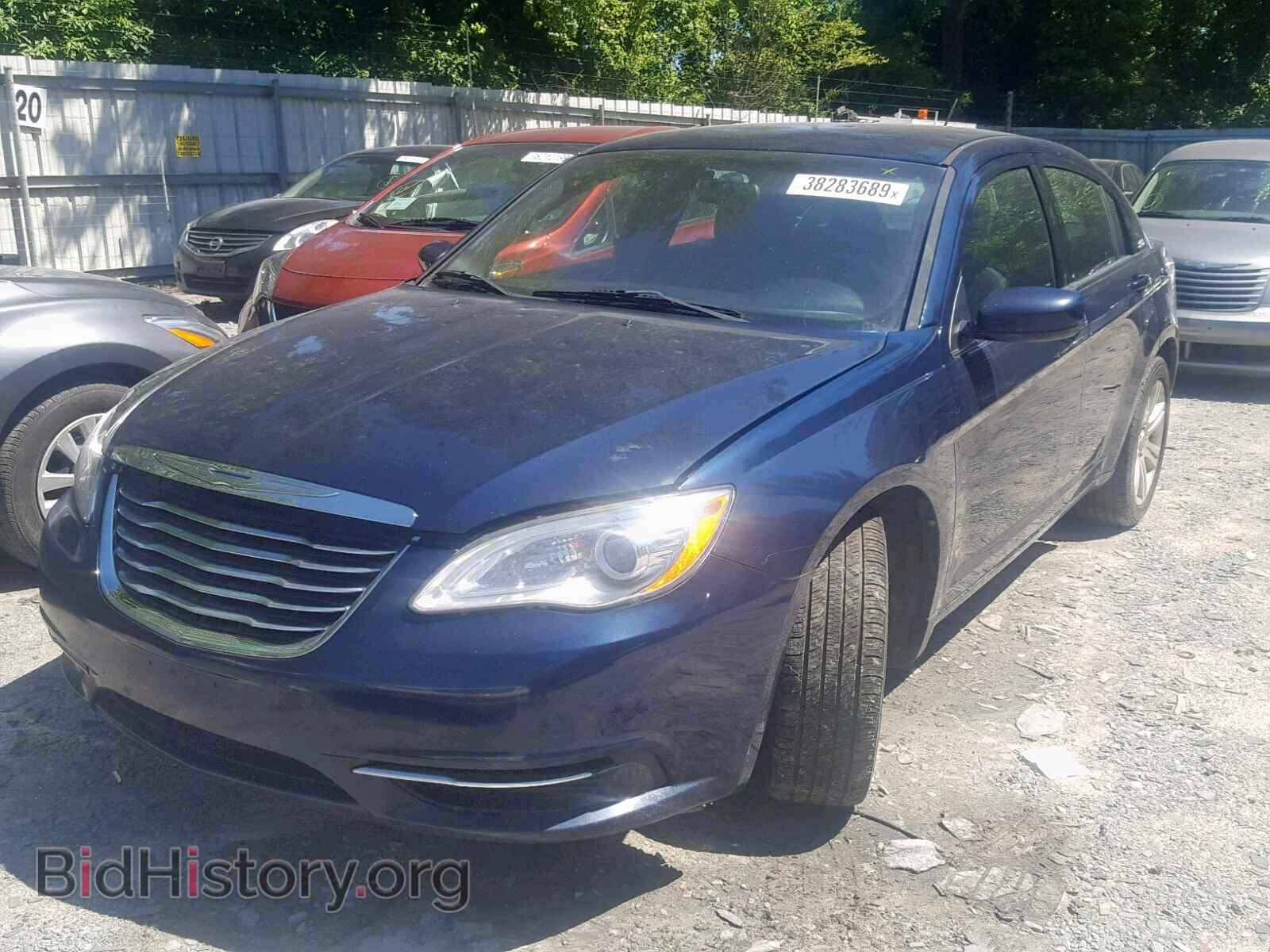 2013 CHRYSLER 200 - VIN: 1C3CCBABXDN686884 - Фото 2
