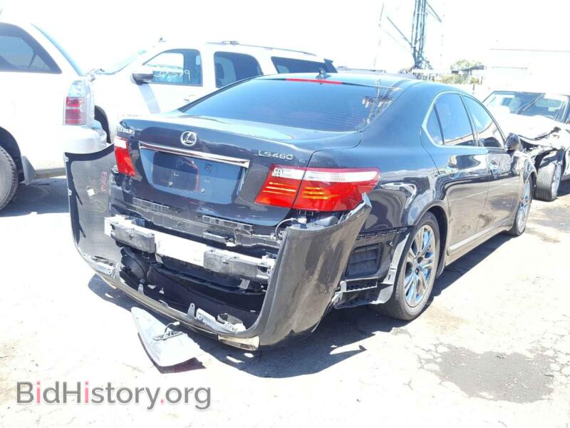 2007 Lexus LS460 (VIN JTHBL46F375017549) — фото 4 из 10