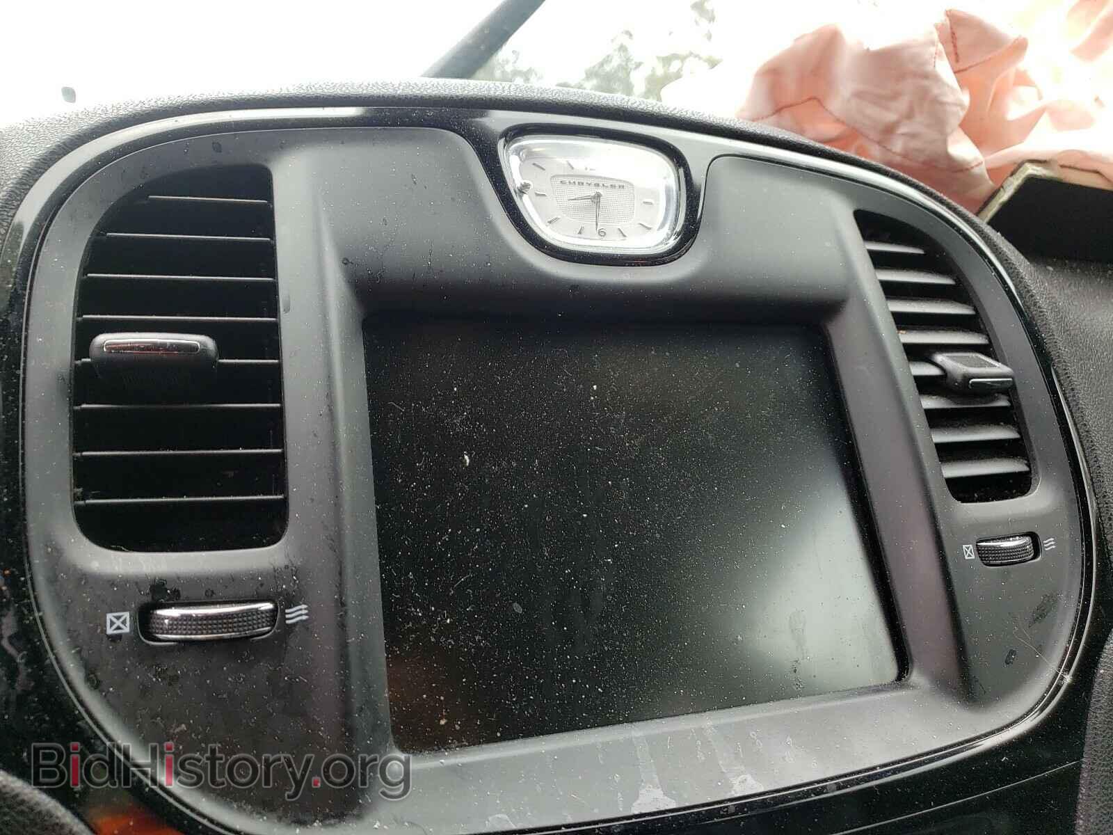 2015 CHRYSLER 300 - VIN: 2C3CCAGG2FH892385 - Photo 9