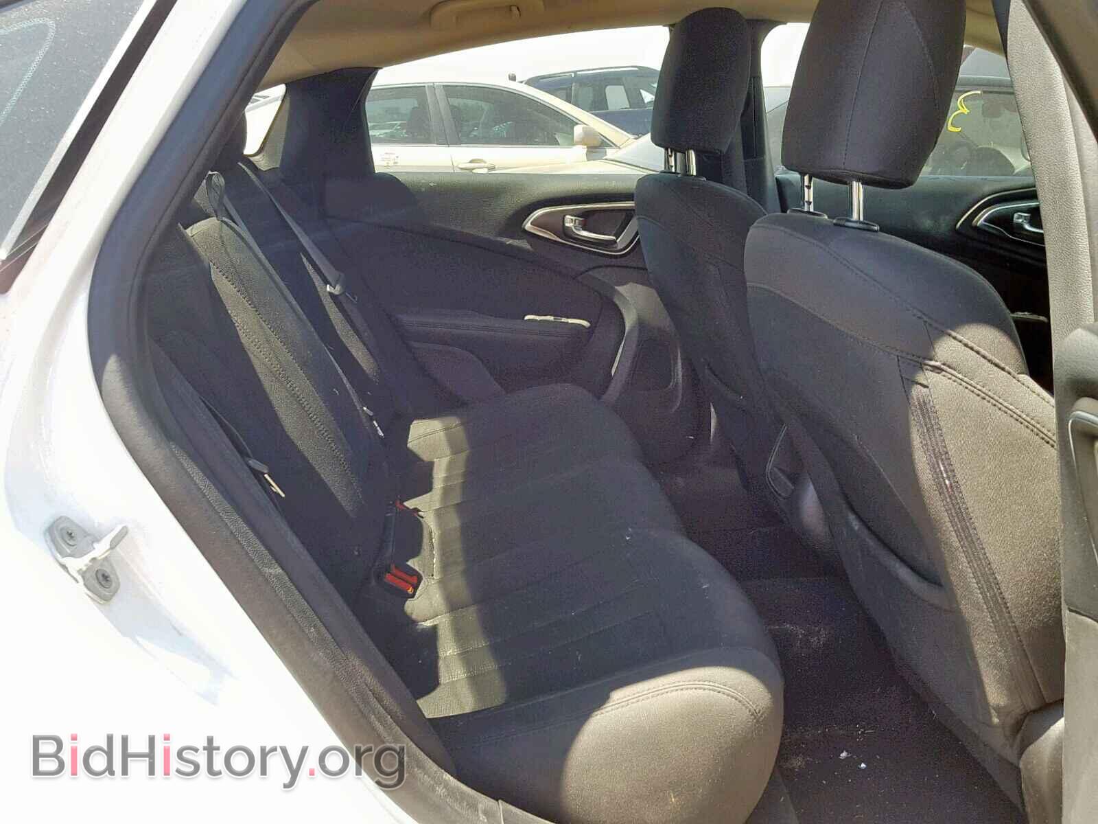 2016 CHRYSLER 200 - VIN: 1C3CCCAB4GN120424 - Фото 6
