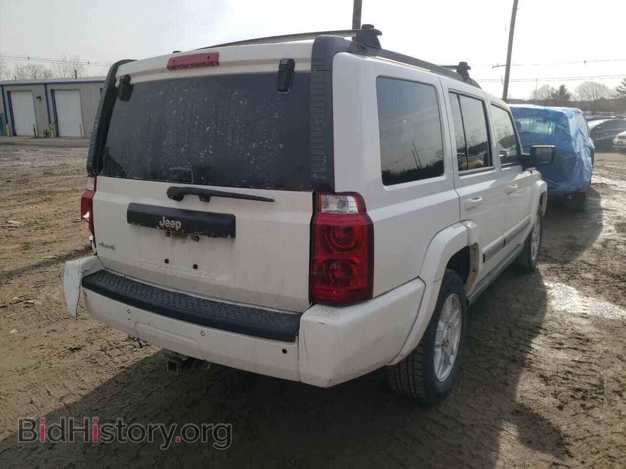 2007 JEEP COMMANDER - VIN: 1J8HG48NX7C679072 - Photo 4