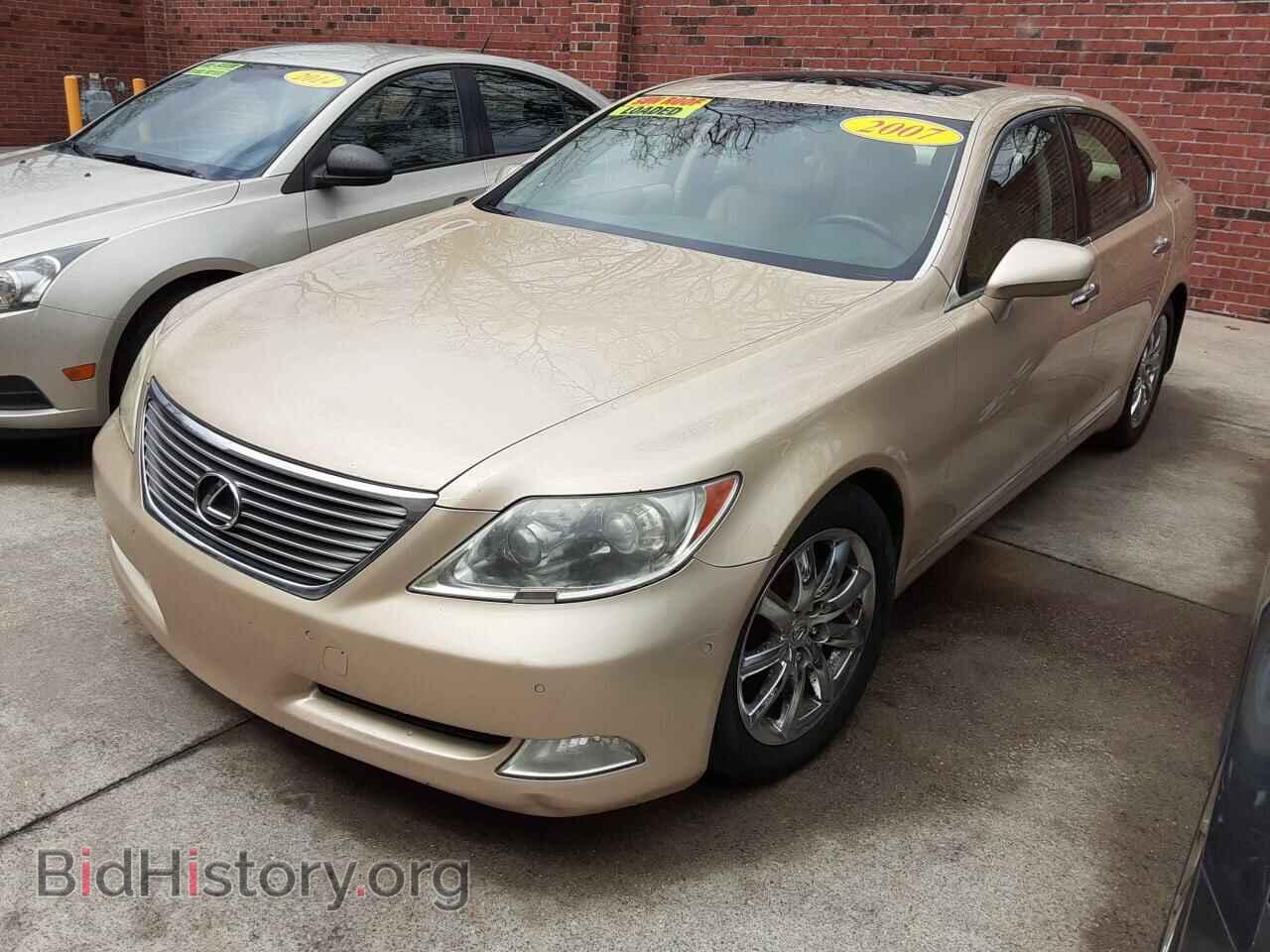 2007 LEXUS LS460 - VIN: JTHBL46F975008063 - Photo 2