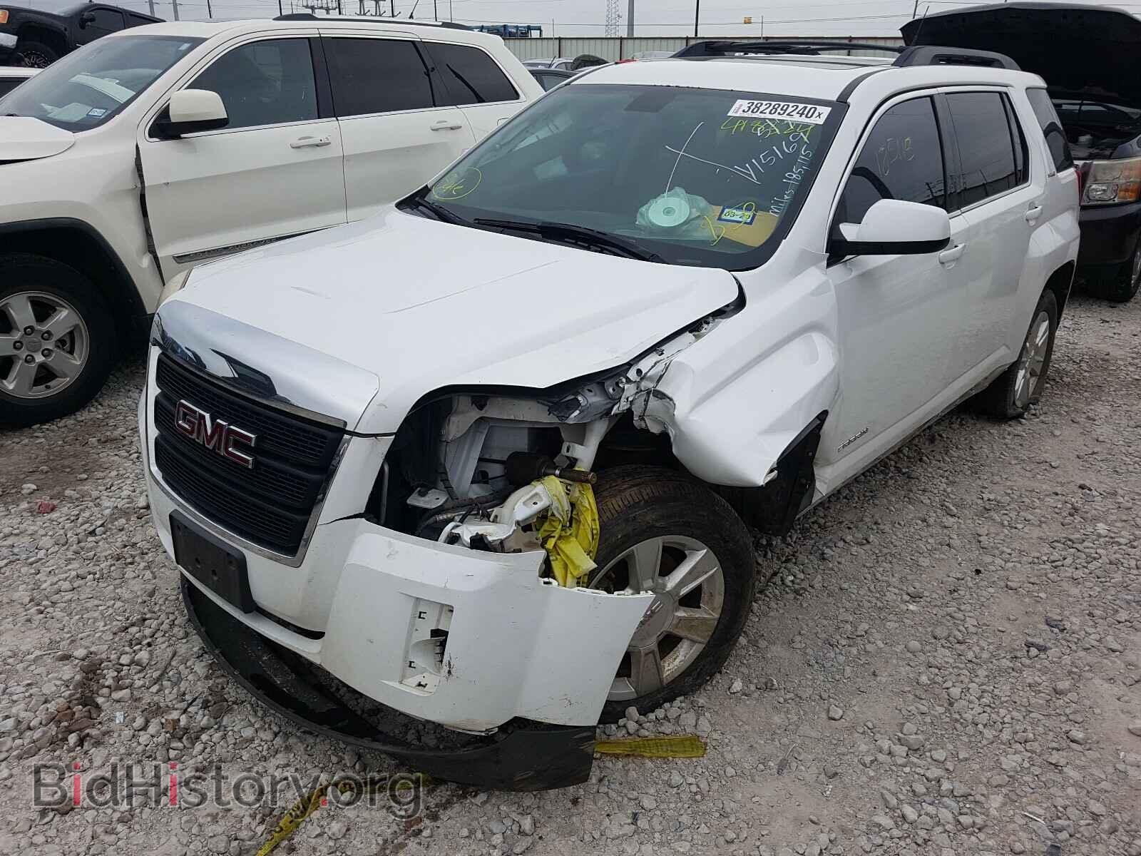2011 GMC TERRAIN - VIN: 2CTALSEC9B6418324 - Photo 2