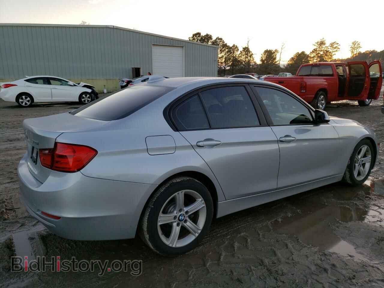 2013 BMW 3 SERIES - VIN: WBA3B3C54DF538152 - Фото 3
