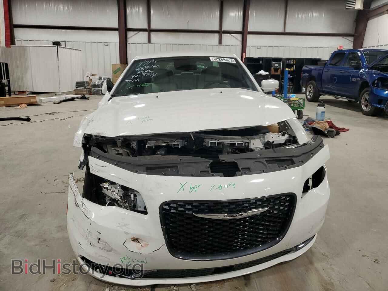 2017 CHRYSLER 300 - VIN: 2C3CCABG5HH553744 - Фото 5