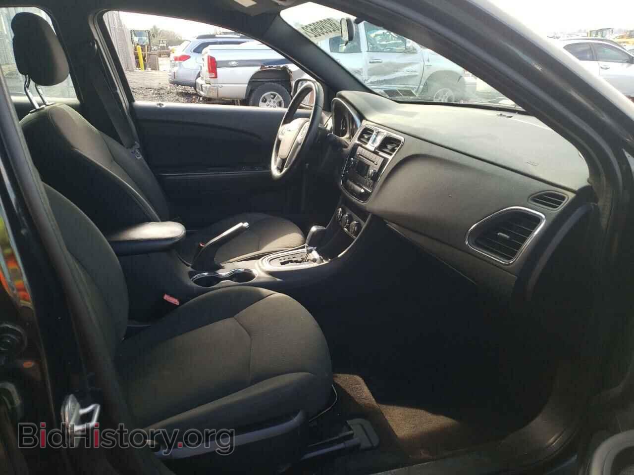 2011 CHRYSLER 200 - VIN: 1C3BC1FB5BN531414 - Фото 5