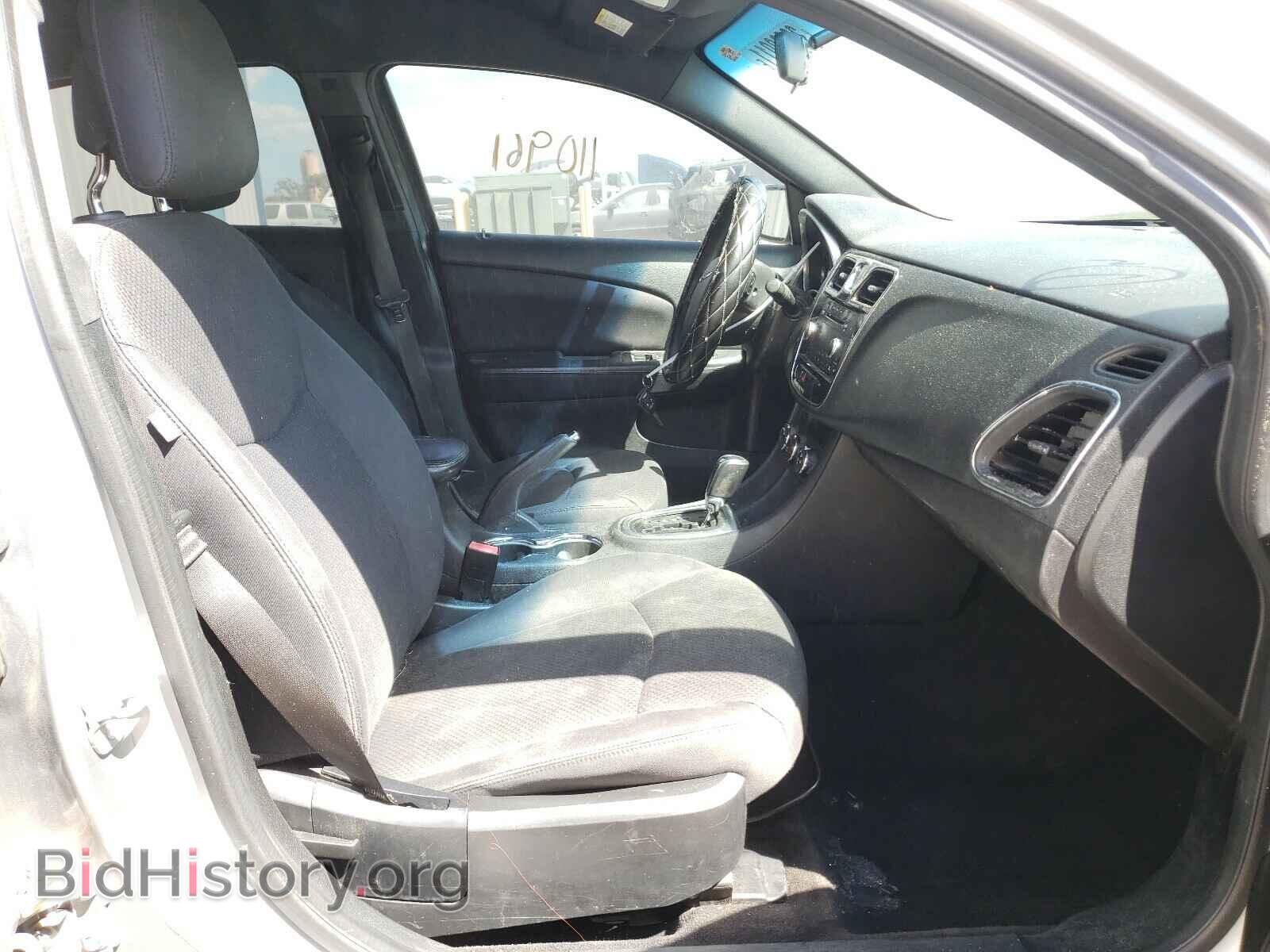 2014 CHRYSLER 200 - VIN: 1C3CCBAB8EN176020 - Фото 5