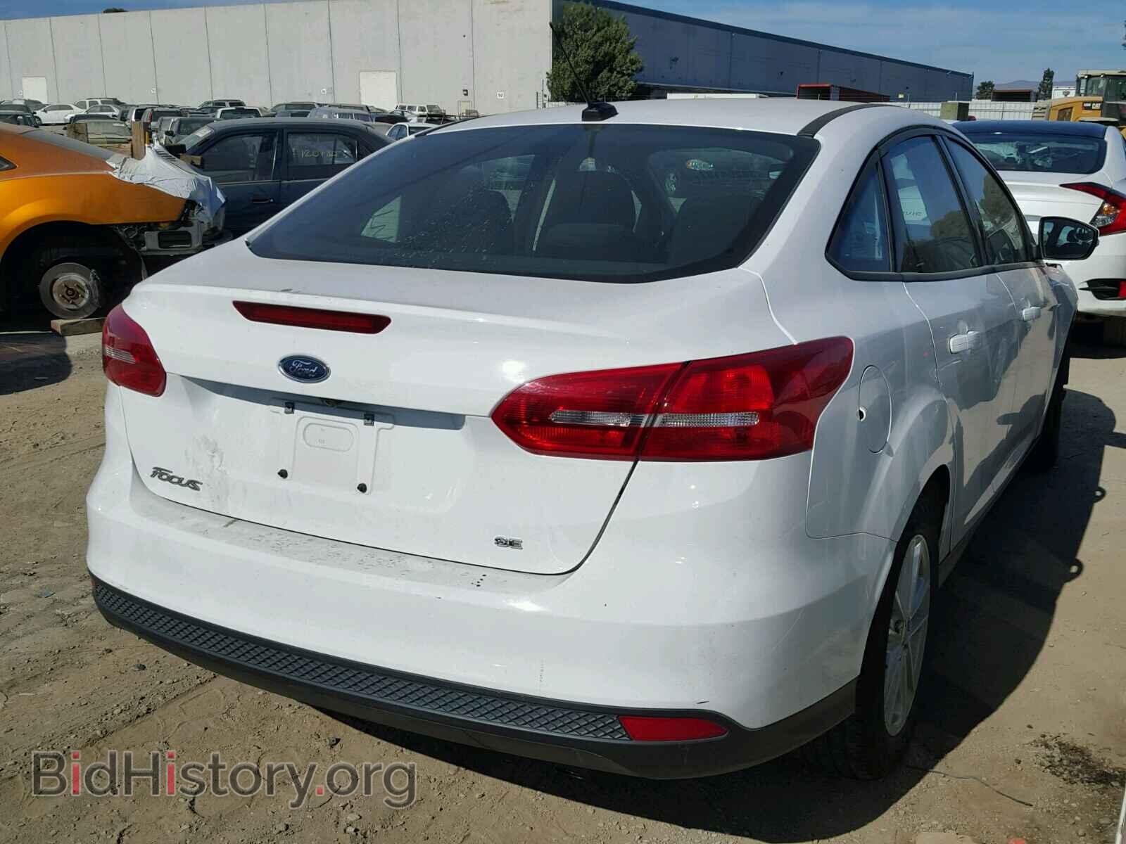 2016 FORD FOCUS - VIN: 1FADP3F2XGL270794 - Photo 4