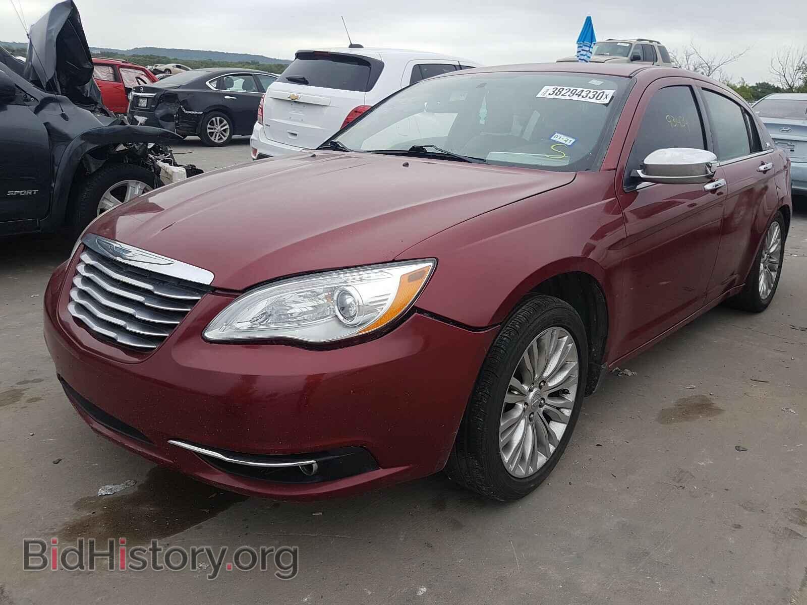 2011 CHRYSLER 200 - VIN: 1C3BC2FG6BN527566 - Фото 2