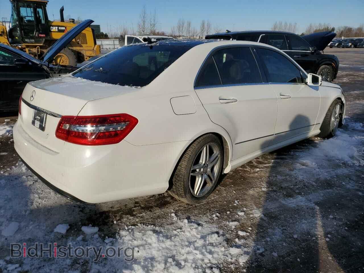 2013 MERCEDES-BENZ E-CLASS - VIN: WDDHF8JB5DA767557 - Фото 3