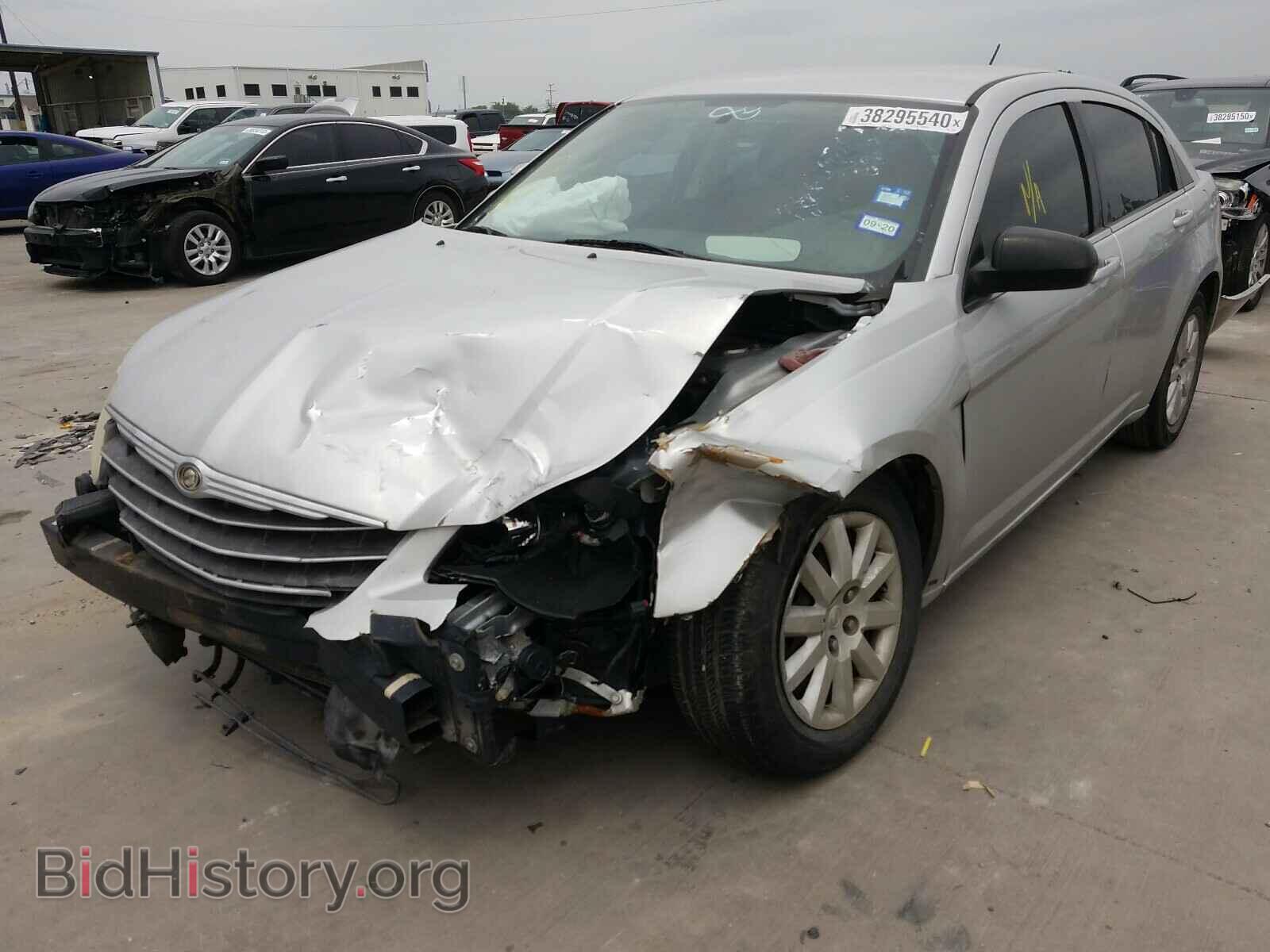 2010 CHRYSLER SEBRING - VIN: 1C3CC4FB7AN213220 - Фото 2