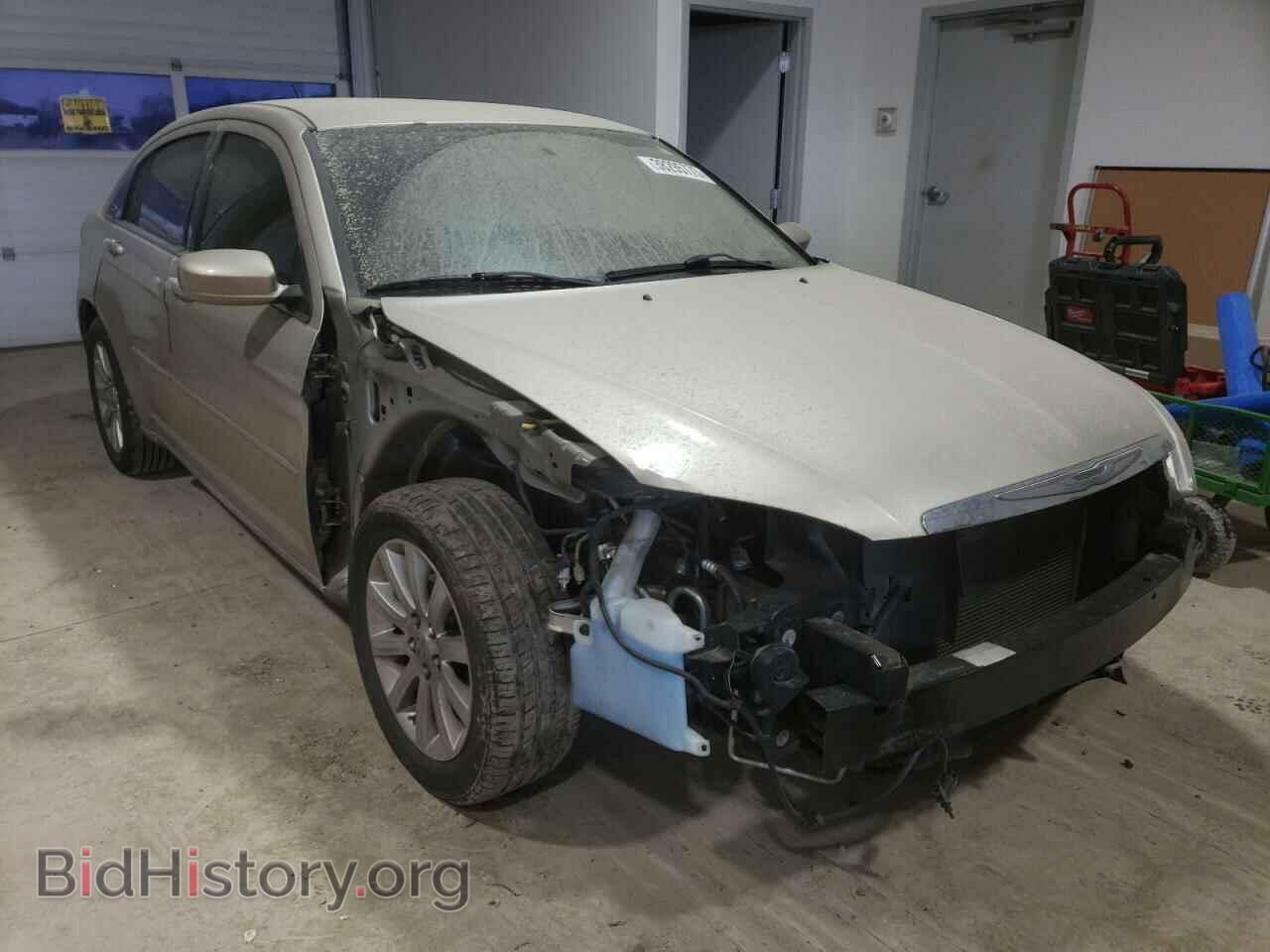 2013 CHRYSLER 200 - VIN: 1C3CCBBG0DN703525 - Фото 4