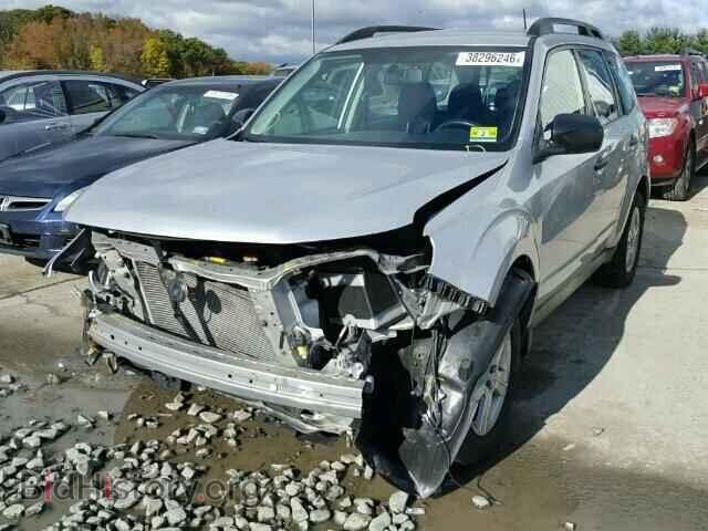 2011 SUBARU FORESTER - VIN: JF2SHABC2BH735647 - Фото 2
