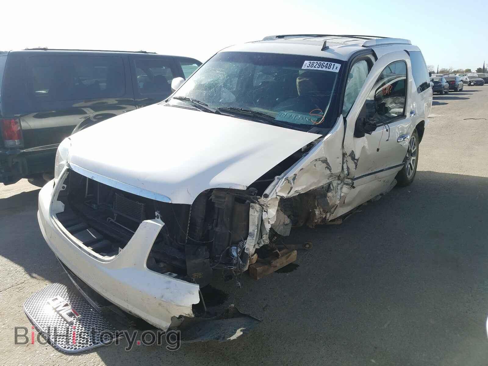 2014 GMC YUKON - VIN: 1GKS2EEF1ER201216 - Фото 2