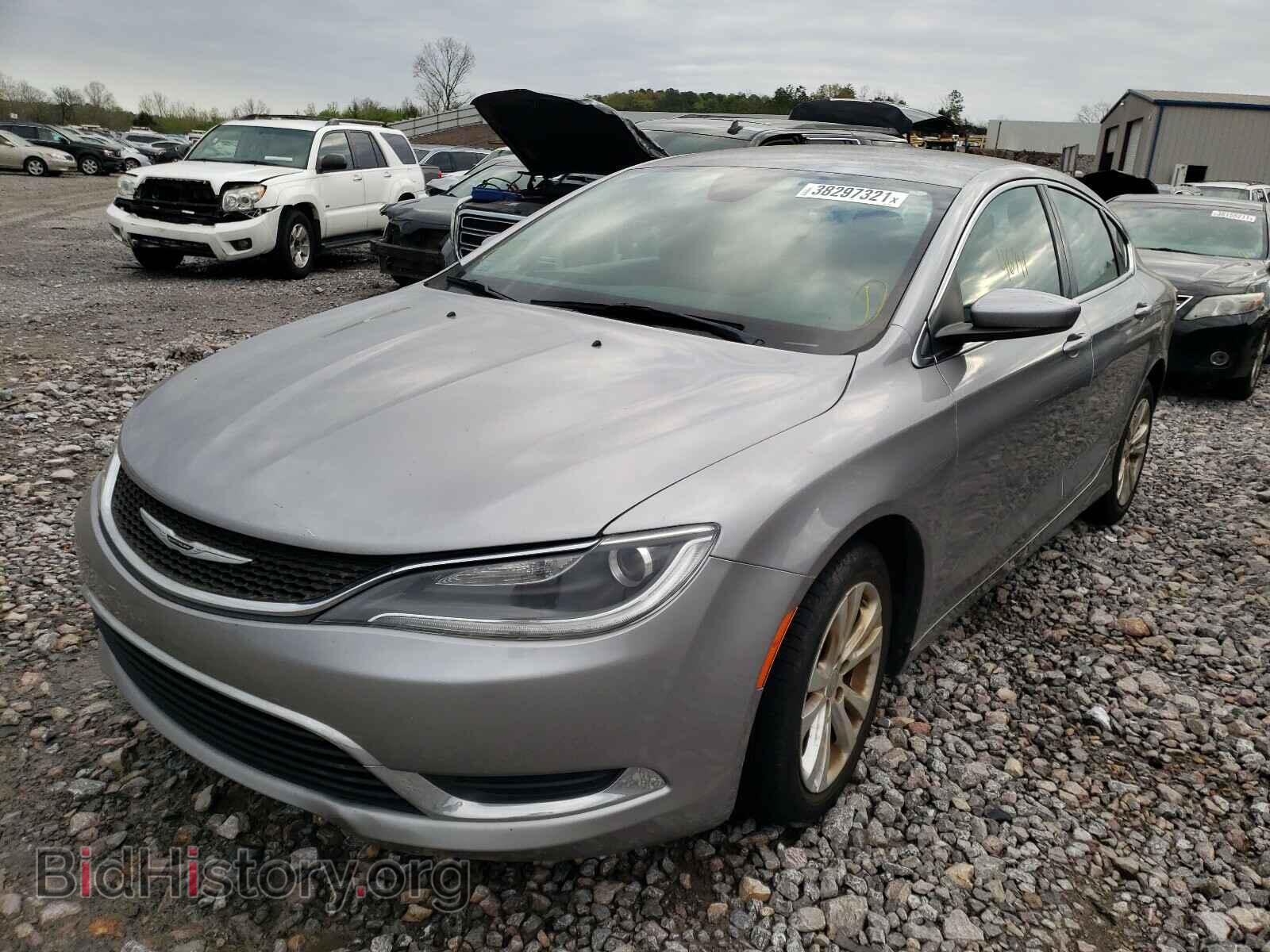 2015 CHRYSLER 200 - VIN: 1C3CCCAB1FN702303 - Фото 2