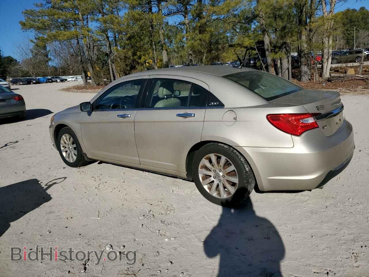 2013 CHRYSLER 200 - VIN: 1C3CCBCG5DN554267 - Фото 2