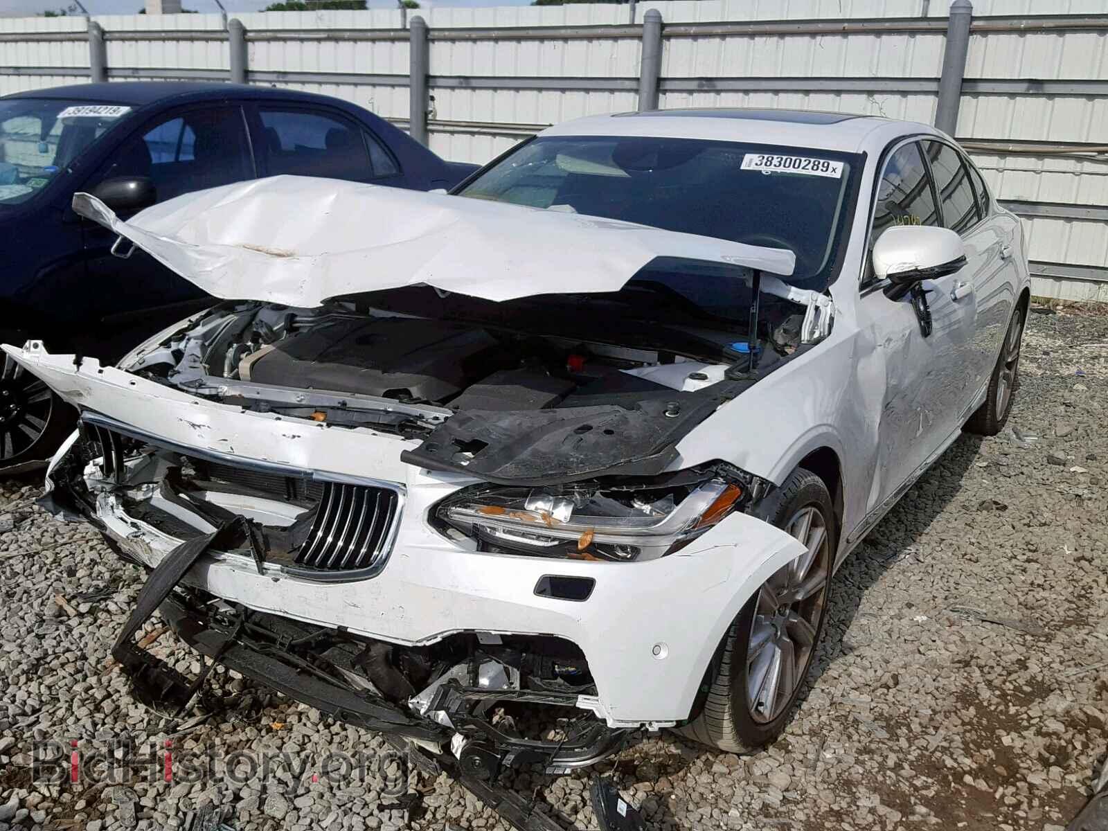 2018 VOLVO S90 - VIN: LVY992ML0JP016486 - Фото 2