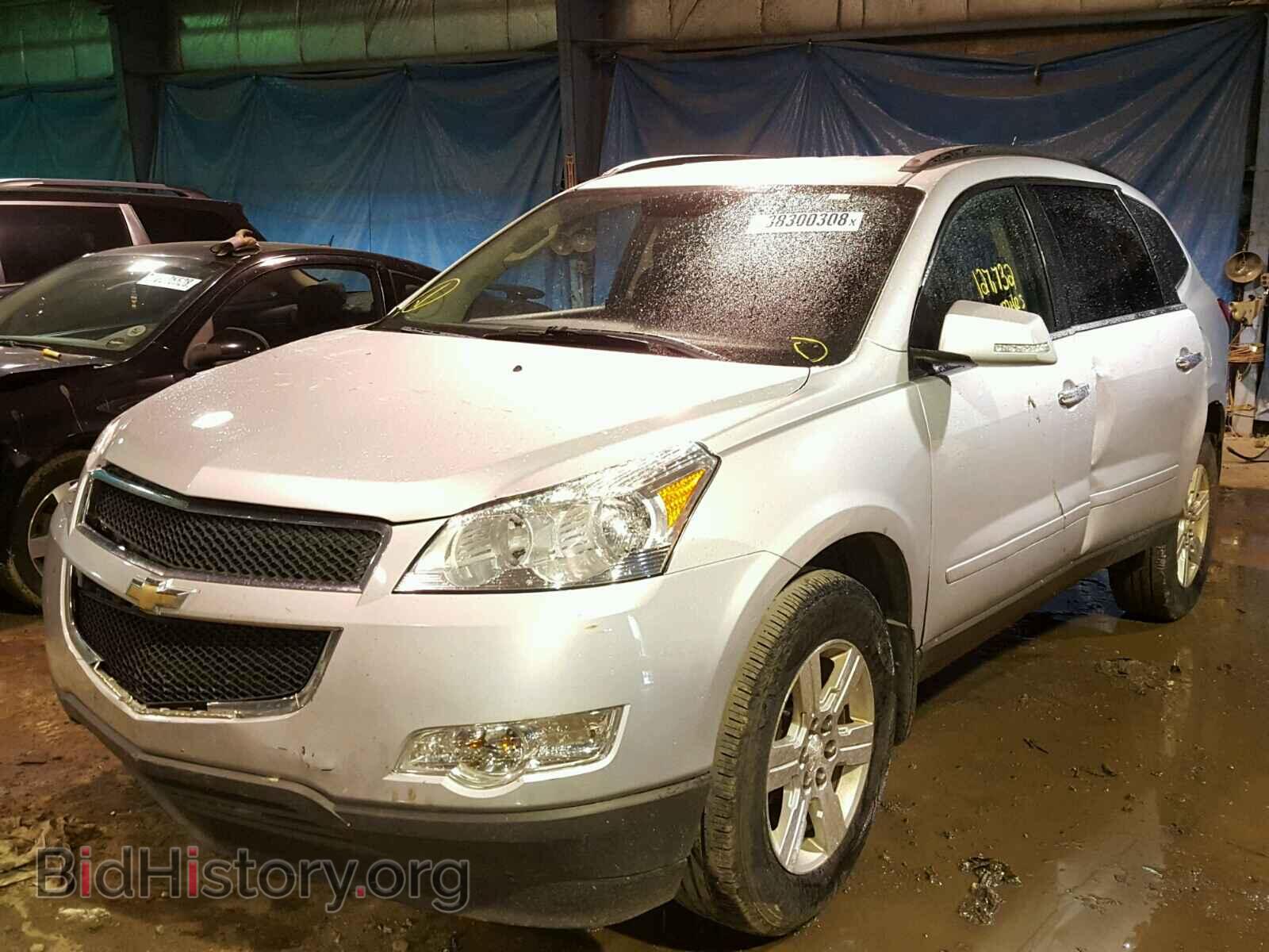 2012 CHEVROLET TRAVERSE - VIN: 1GNKVGED2CJ129748 - Фото 2