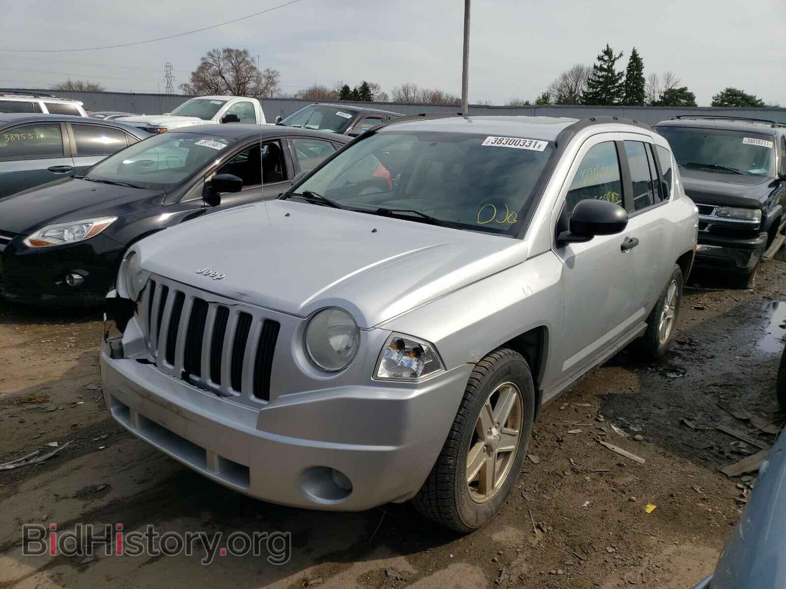 2007 JEEP COMPASS - VIN: 1J8FF47W17D586231 - Фото 2