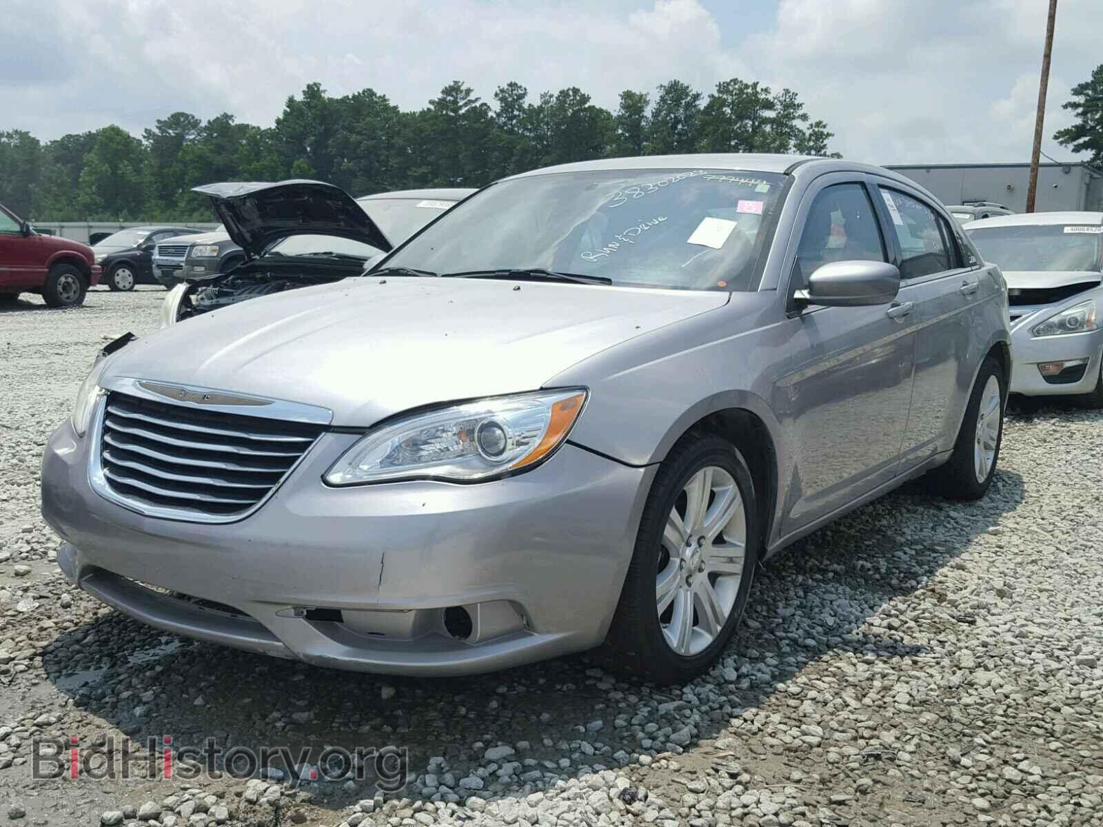 2013 CHRYSLER 200 - VIN: 1C3CCBBB2DN736790 - Photo 2