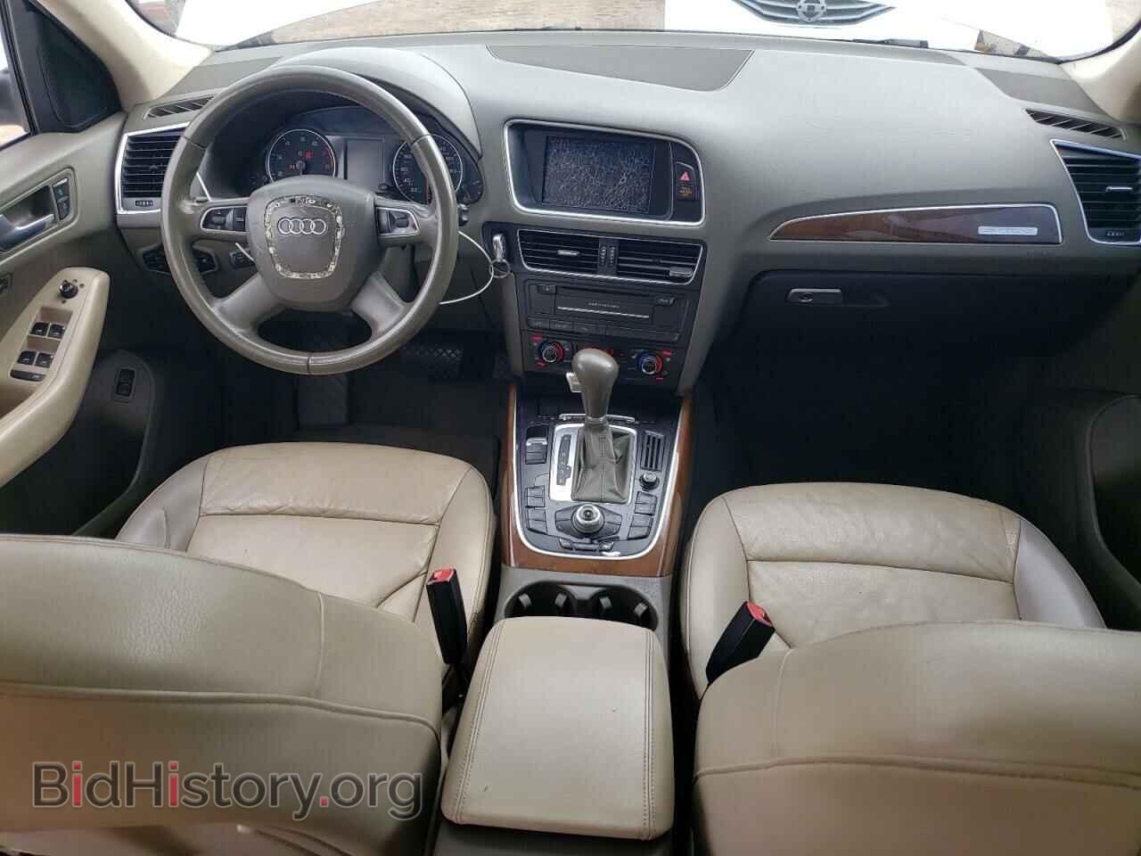 2010 AUDI Q5 - VIN: WA1LKAFP9AA057904 - Фото 8