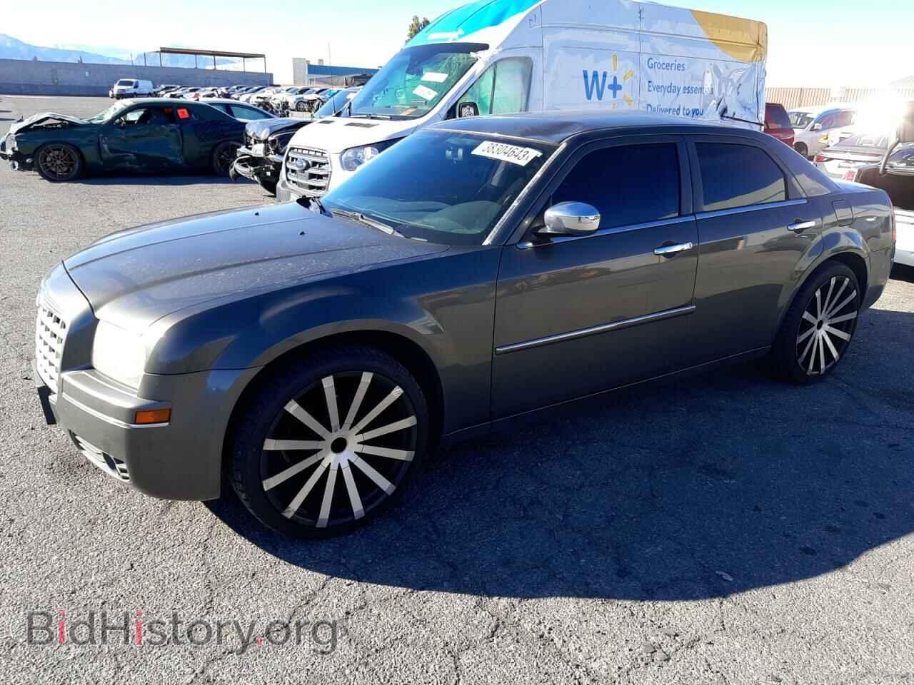 Фотография 2C3CA4CD2AH149818 - CHRYSLER 300 2010