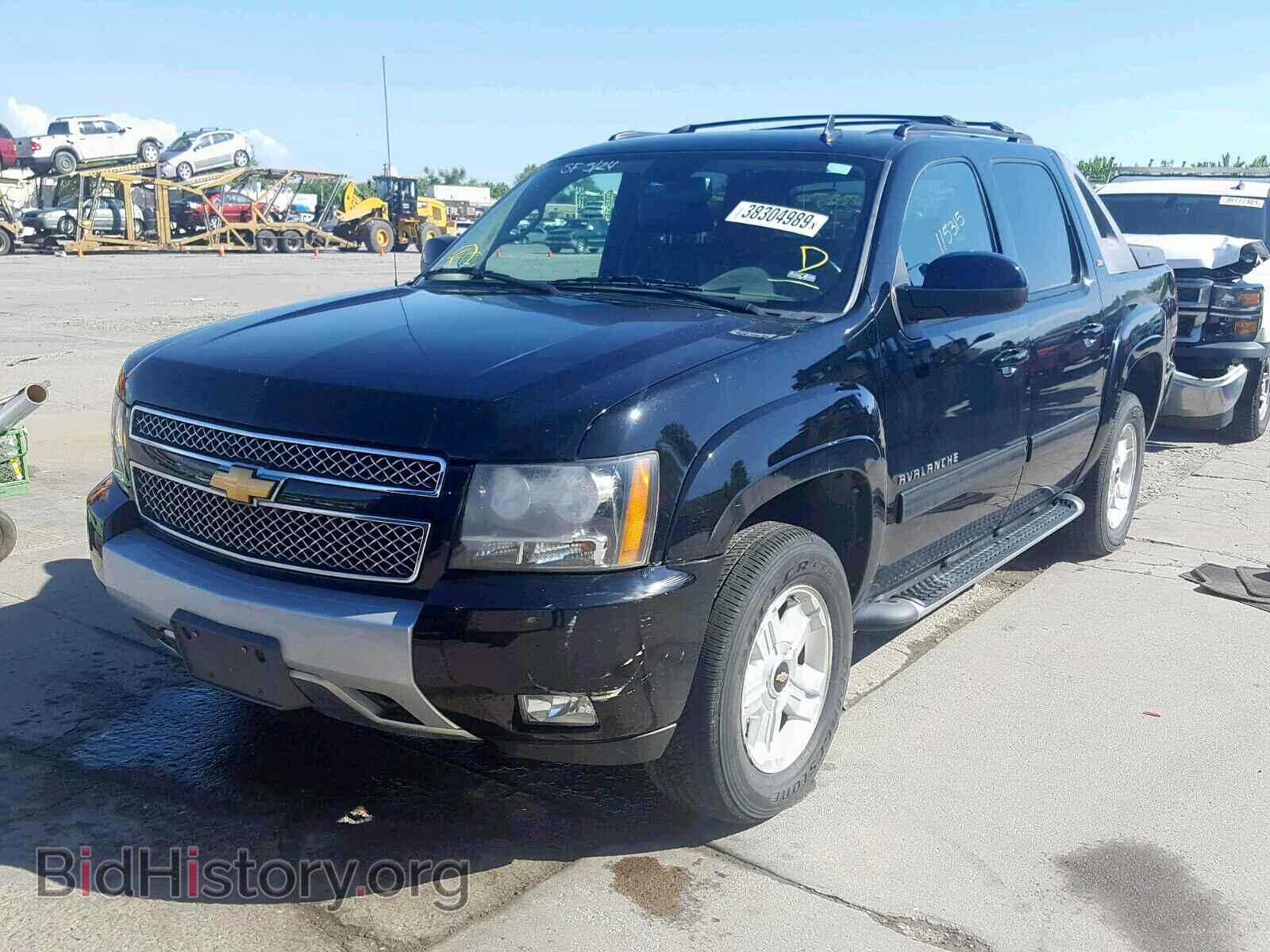 2012 CHEVROLET AVALANCHE - VIN: 3GNTKFE7XCG155579 - Фото 2