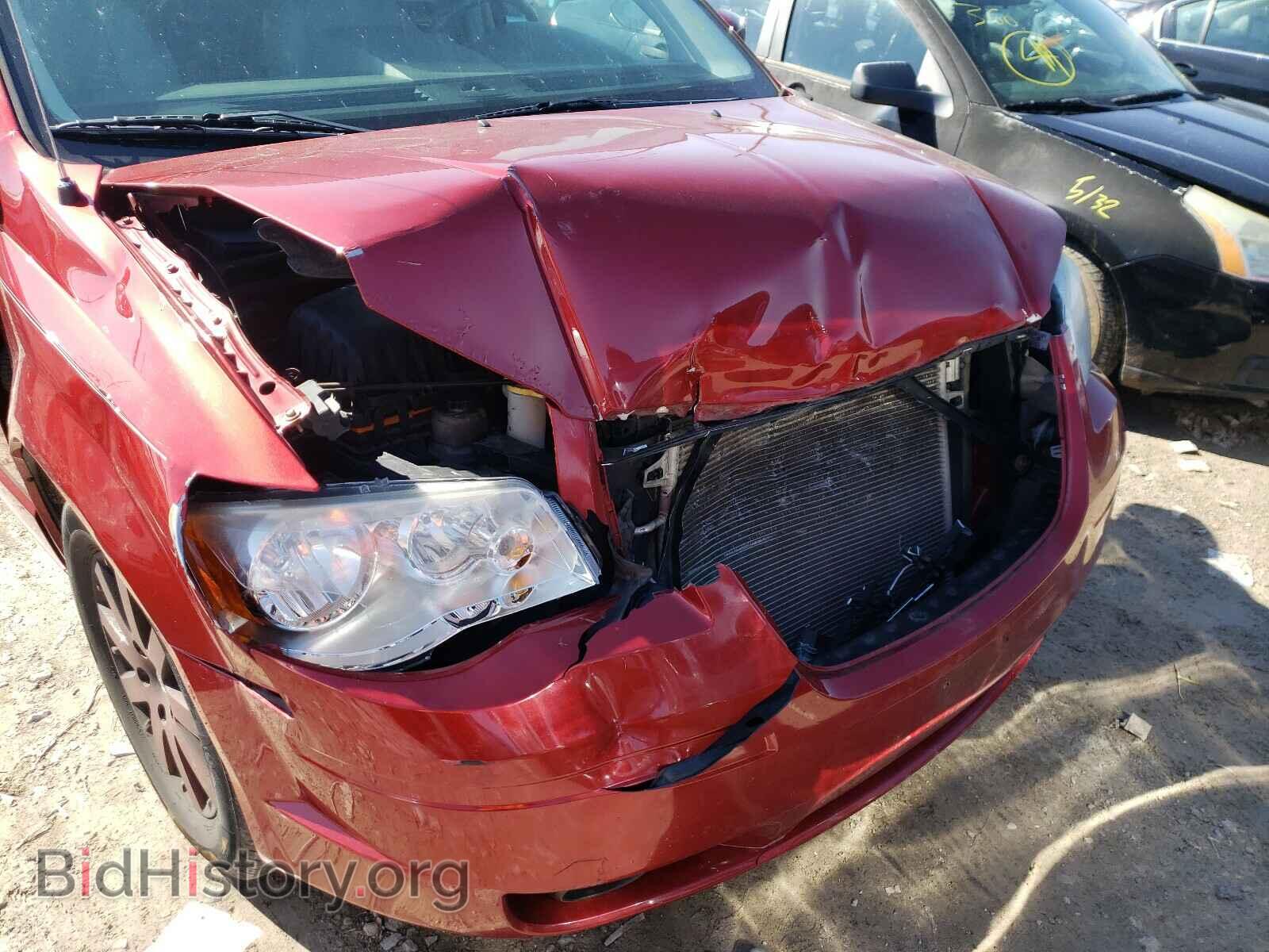 2009 CHRYSLER MINIVAN - VIN: 2A8HR54119R676557 - Фото 9