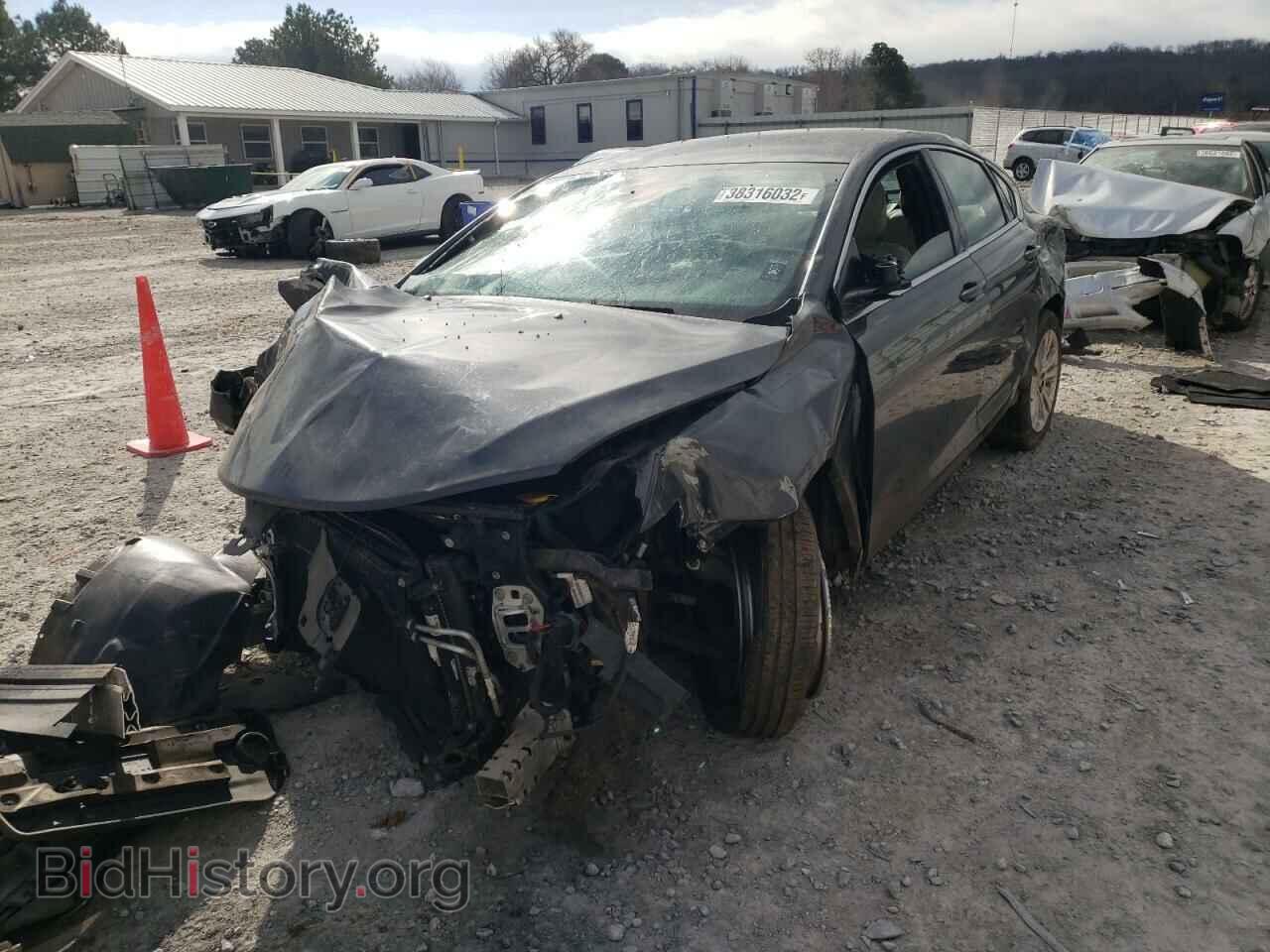 2016 CHRYSLER 200 - VIN: 1C3CCCAB2GN192495 - Photo 2