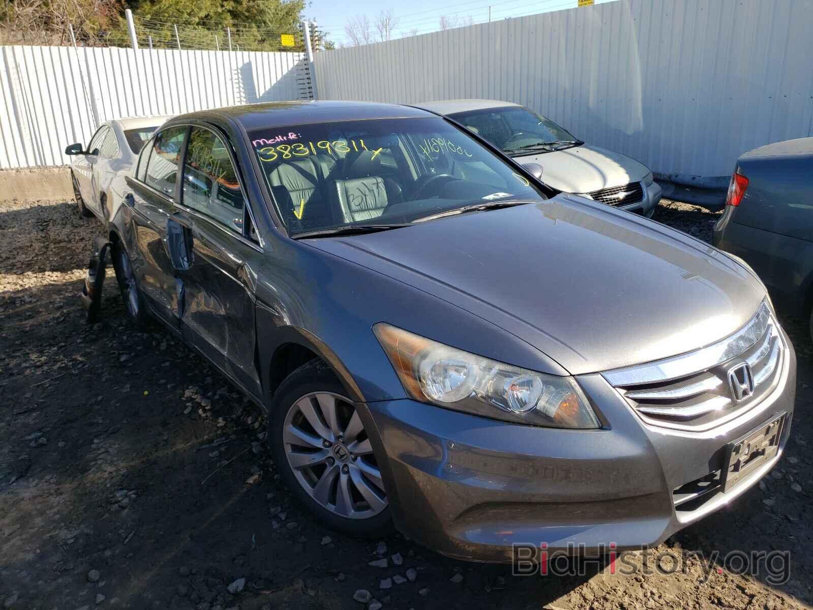 Photo 1HGCP2F80BA059999 - HONDA ACCORD 2011