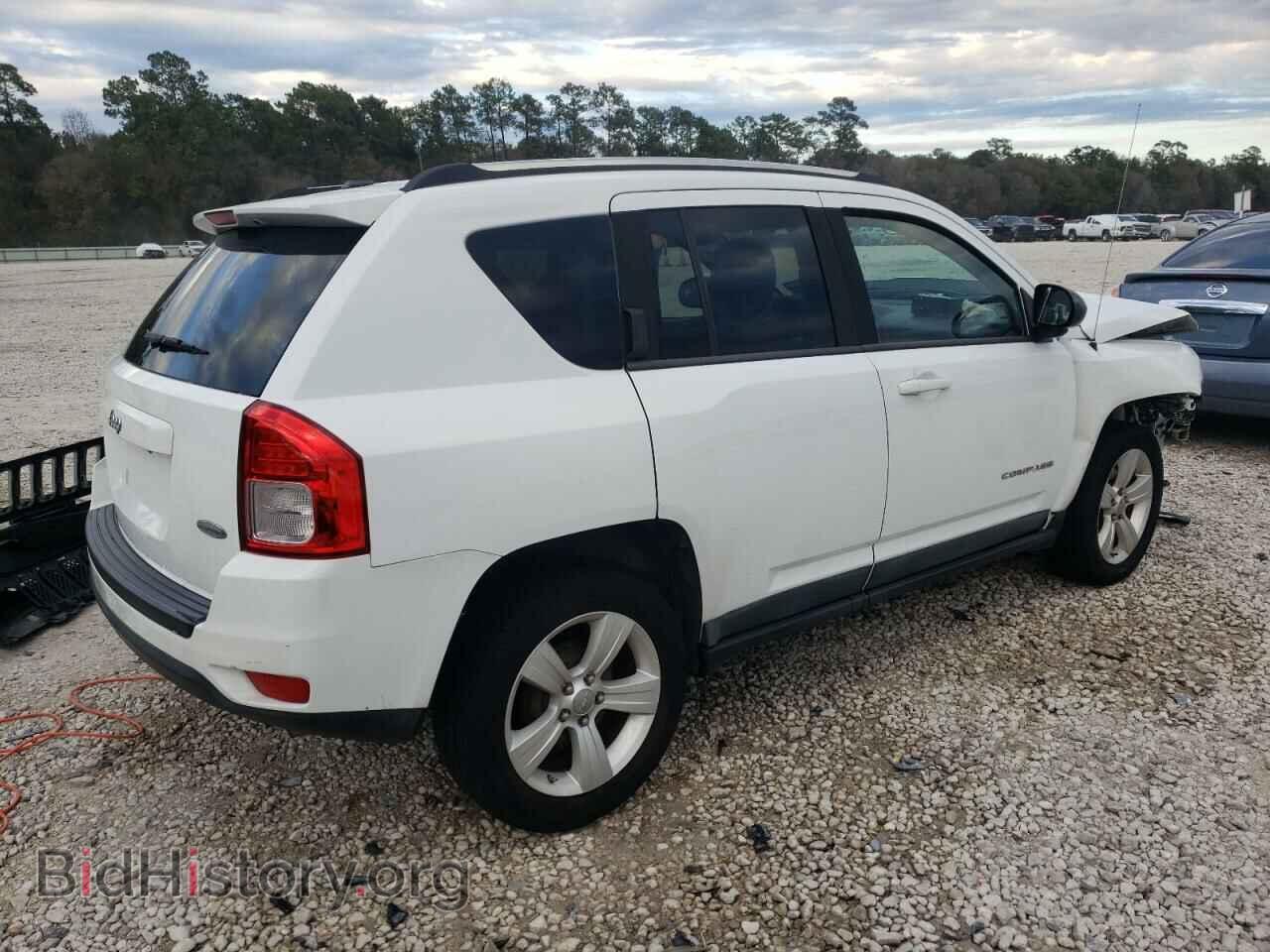 2011 JEEP COMPASS - VIN: 1J4NT1FA3BD230690 - Photo 3