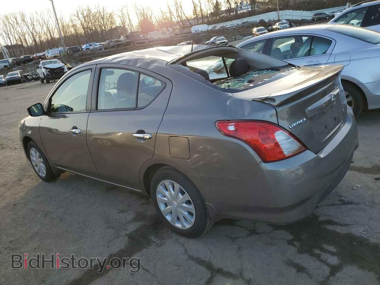 2017 NISSAN VERSA - VIN: 3N1CN7AP3HL859636 - Фото 2