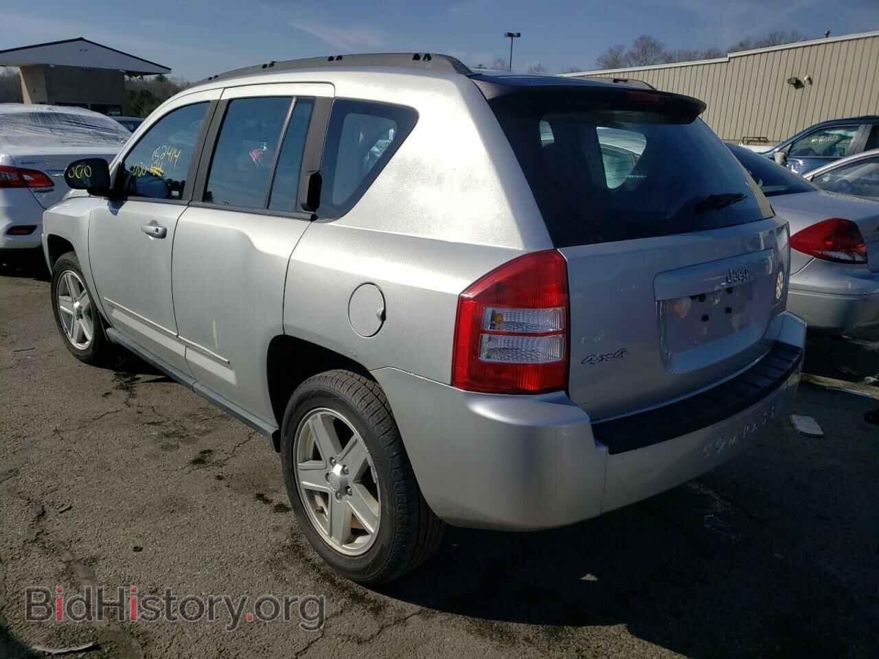 2010 JEEP COMPASS - VIN: 1J4NF4FB2AD649615 - Photo 3