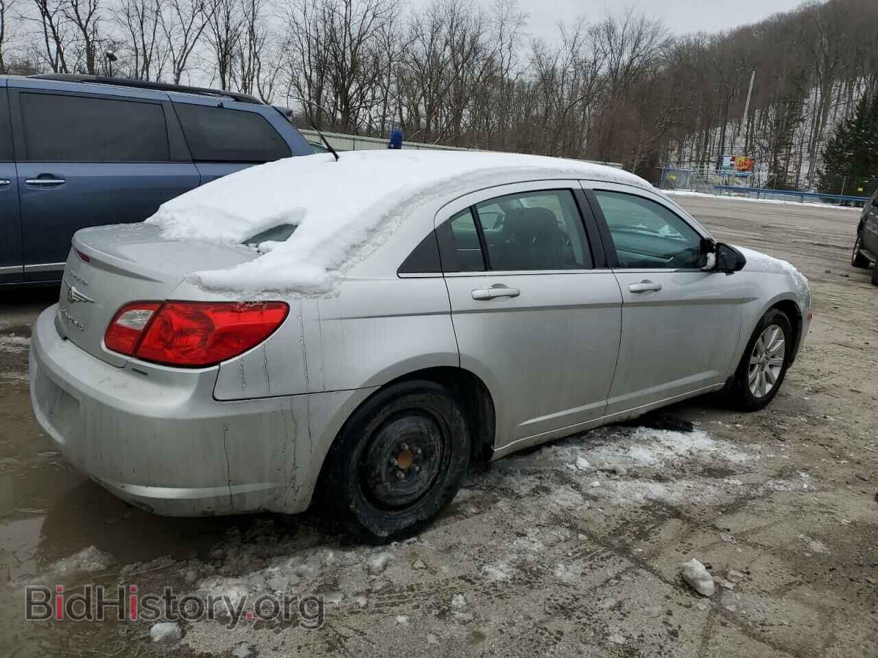 2010 CHRYSLER SEBRING - VIN: 1C3CC5FB0AN161922 - Фото 3