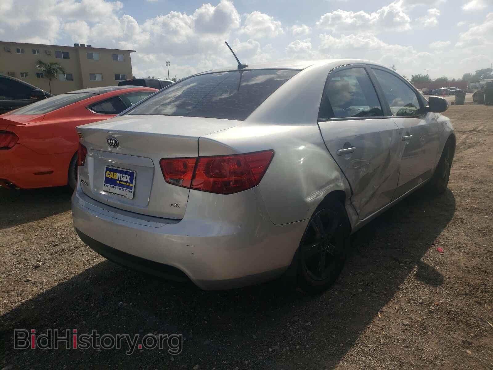 2012 KIA FORTE - VIN: KNAFU4A2XC5642929 - Photo 4
