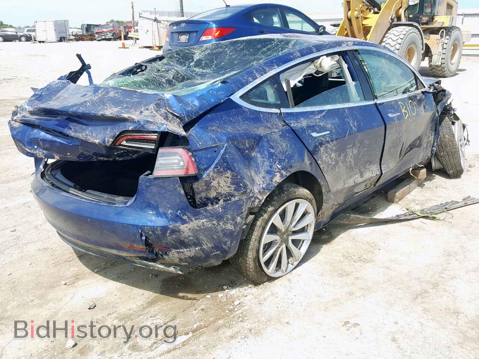 2018 TESLA MODEL 3 - VIN: 5YJ3E1EBXJF146603 - Photo 4