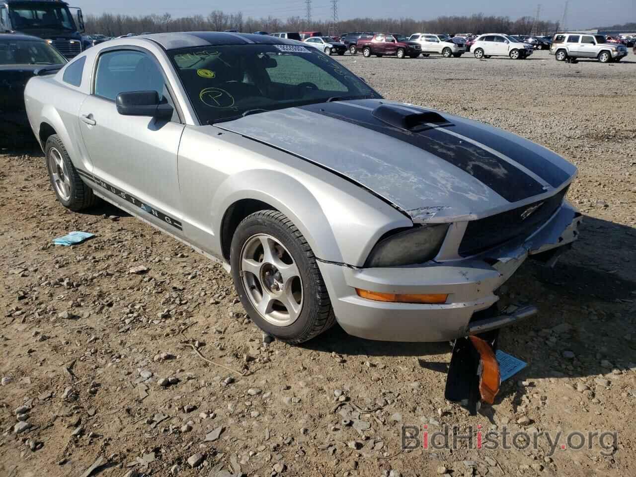 Photo 1ZVFT80N965181717 - FORD MUSTANG 2006